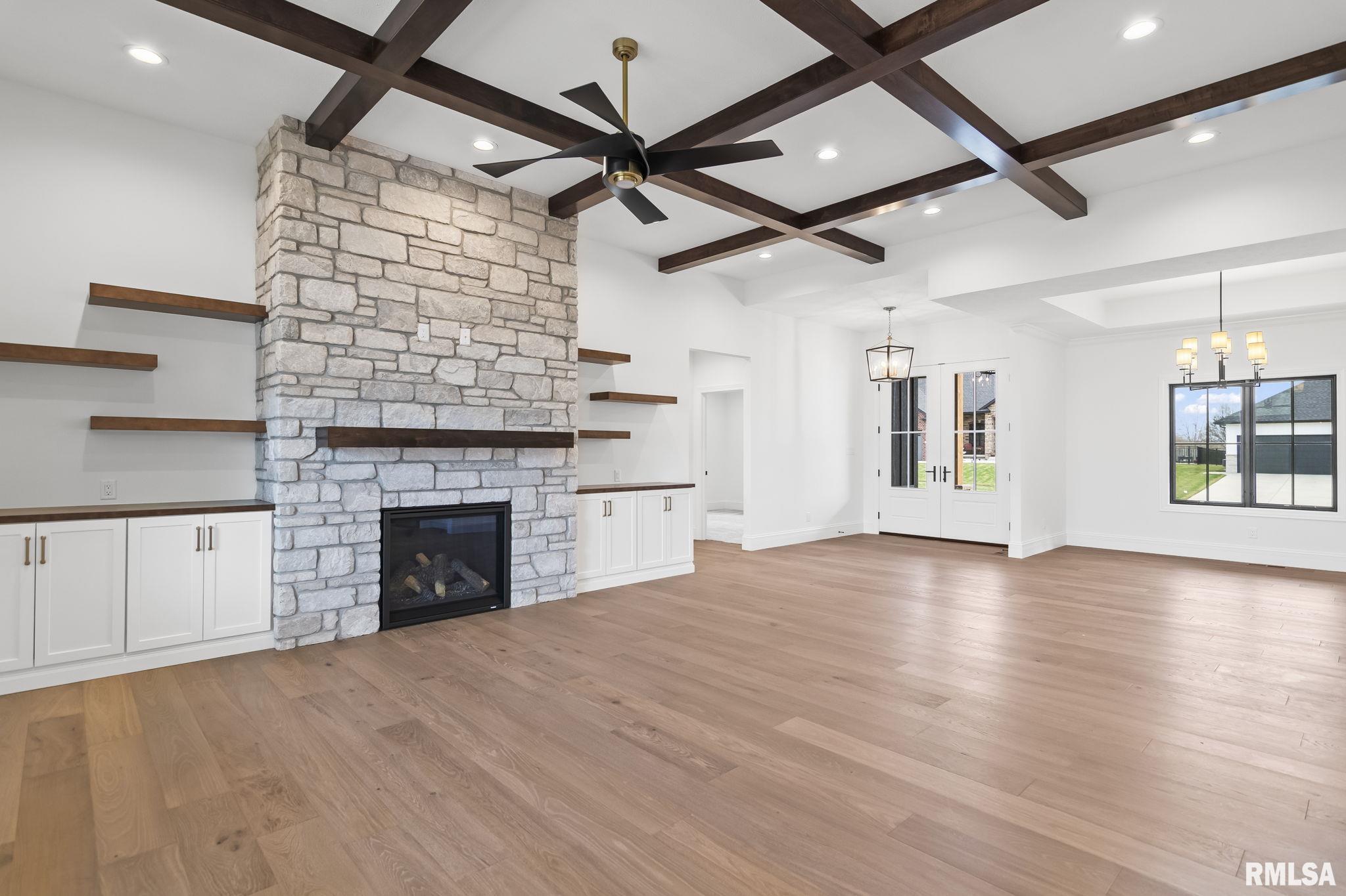 1807 WILLOW BEND