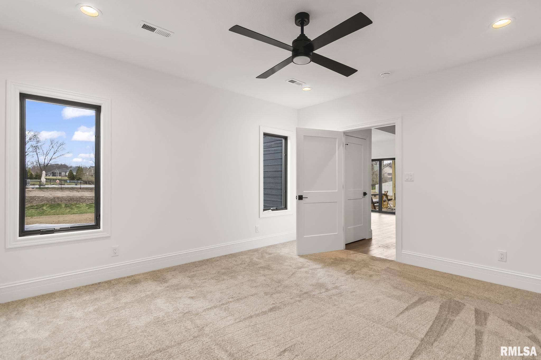 1807 WILLOW BEND