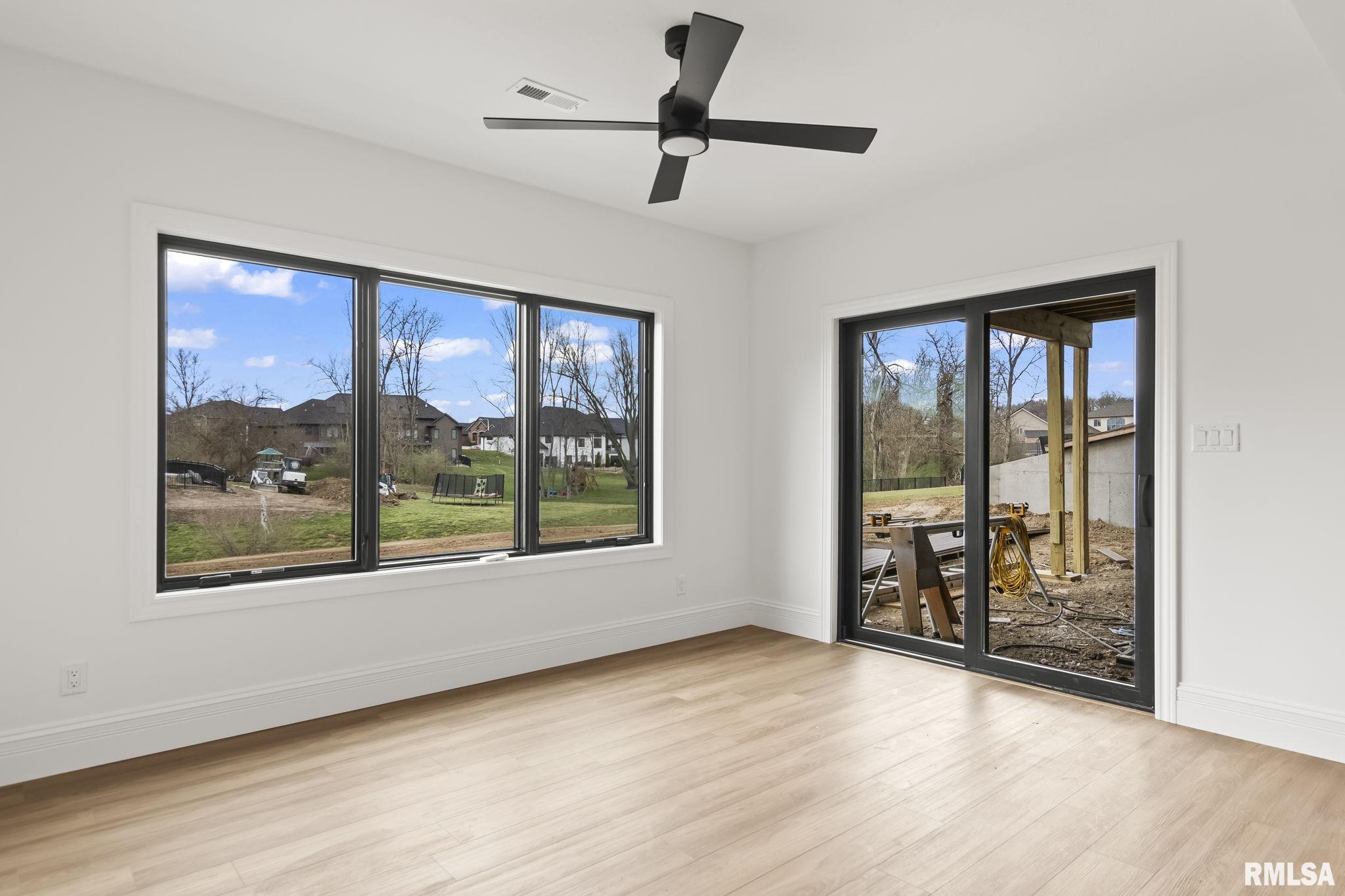 1807 WILLOW BEND