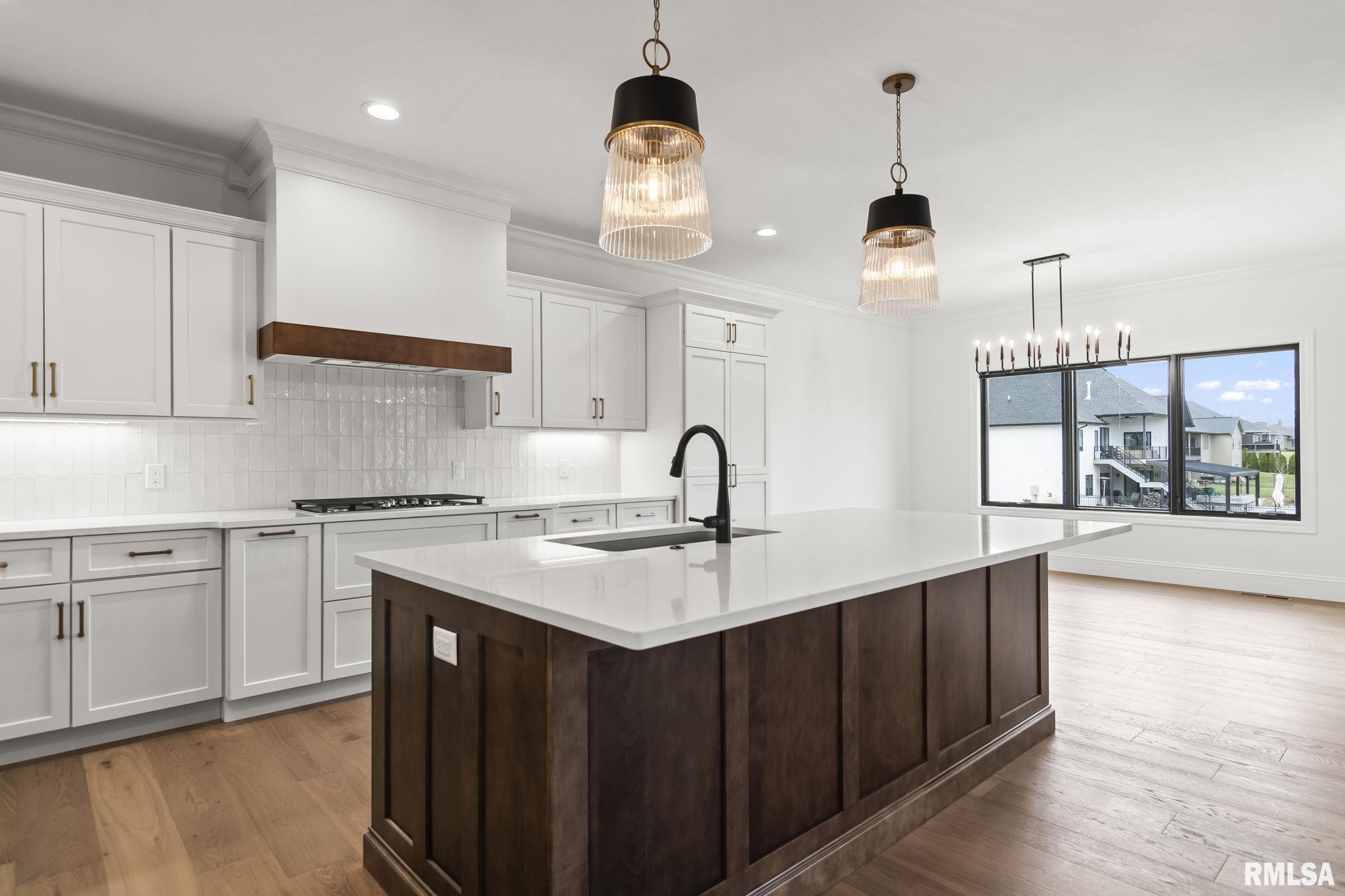 1807 WILLOW BEND
