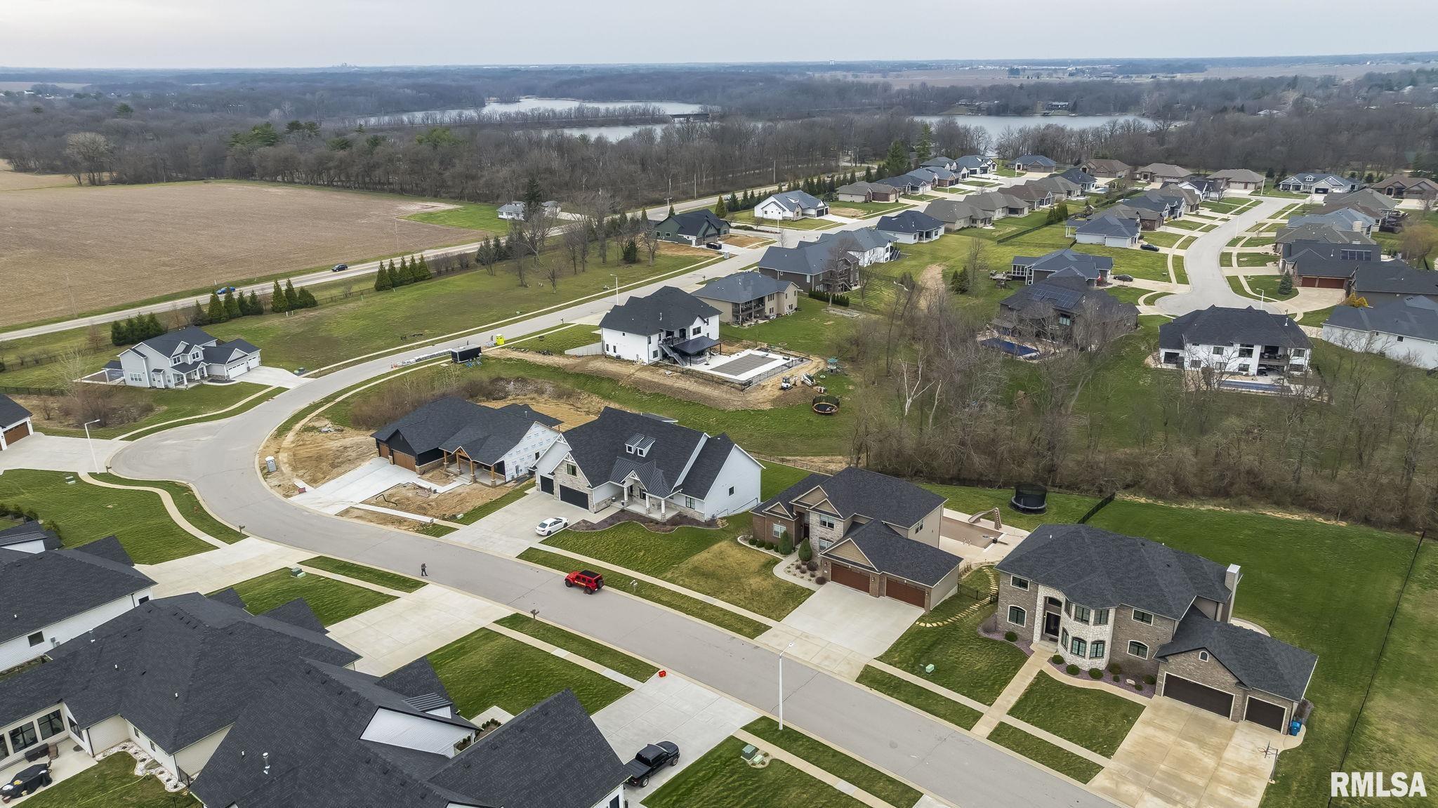 1807 WILLOW BEND