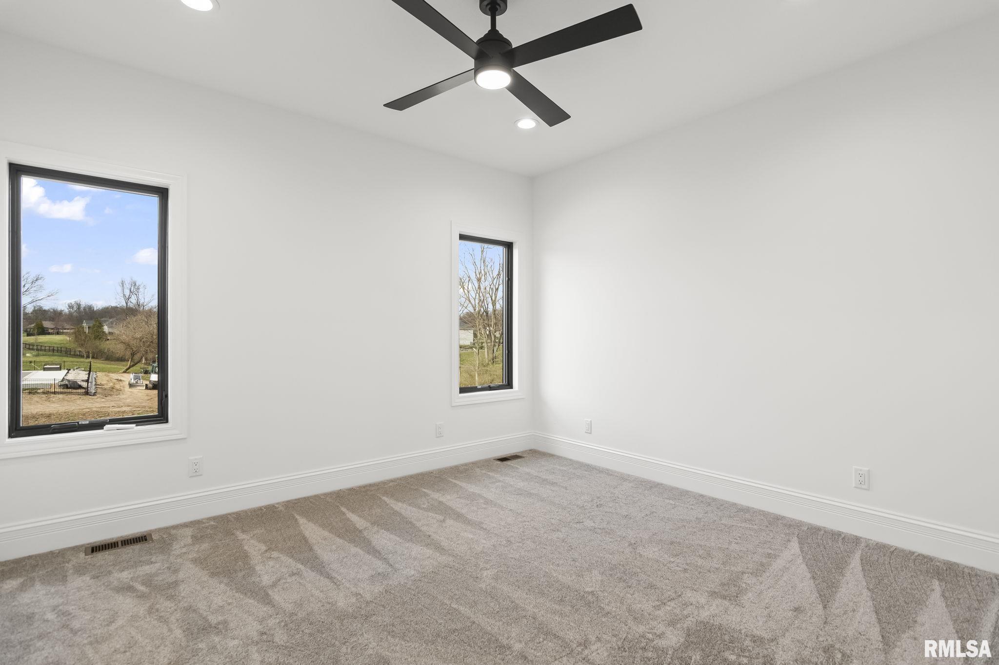 1807 WILLOW BEND