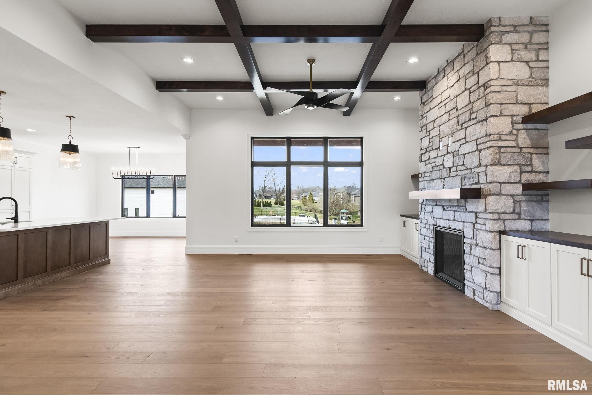 1807 WILLOW BEND