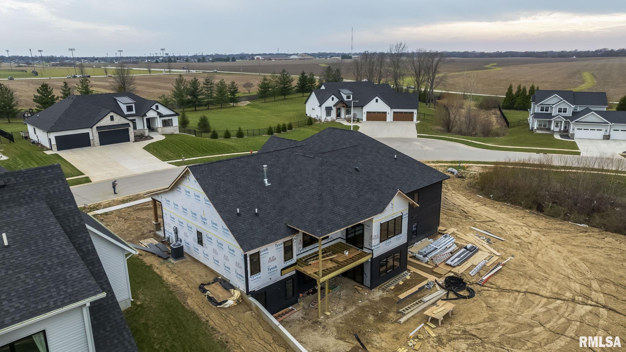 1807 WILLOW BEND