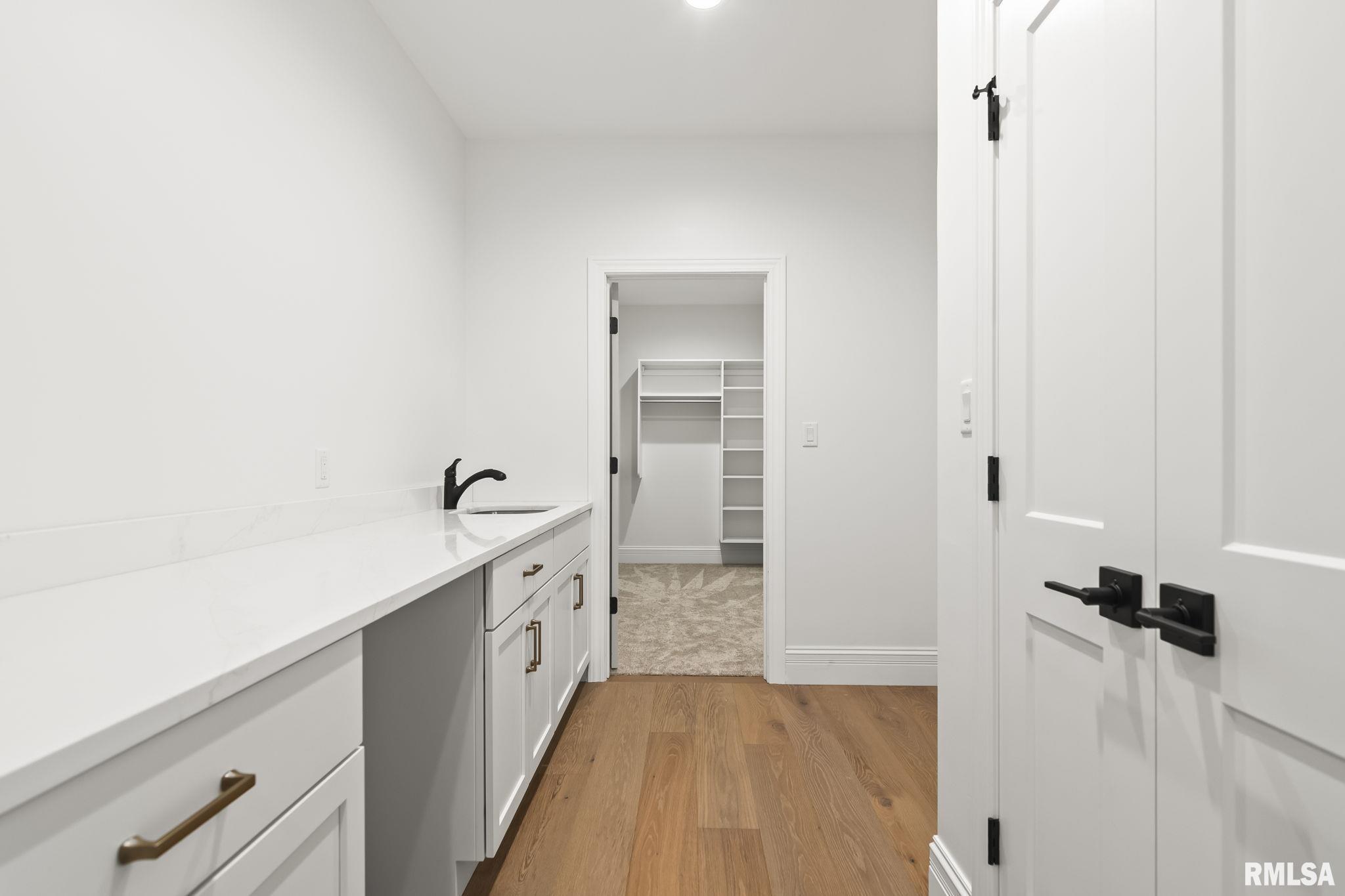 1807 WILLOW BEND