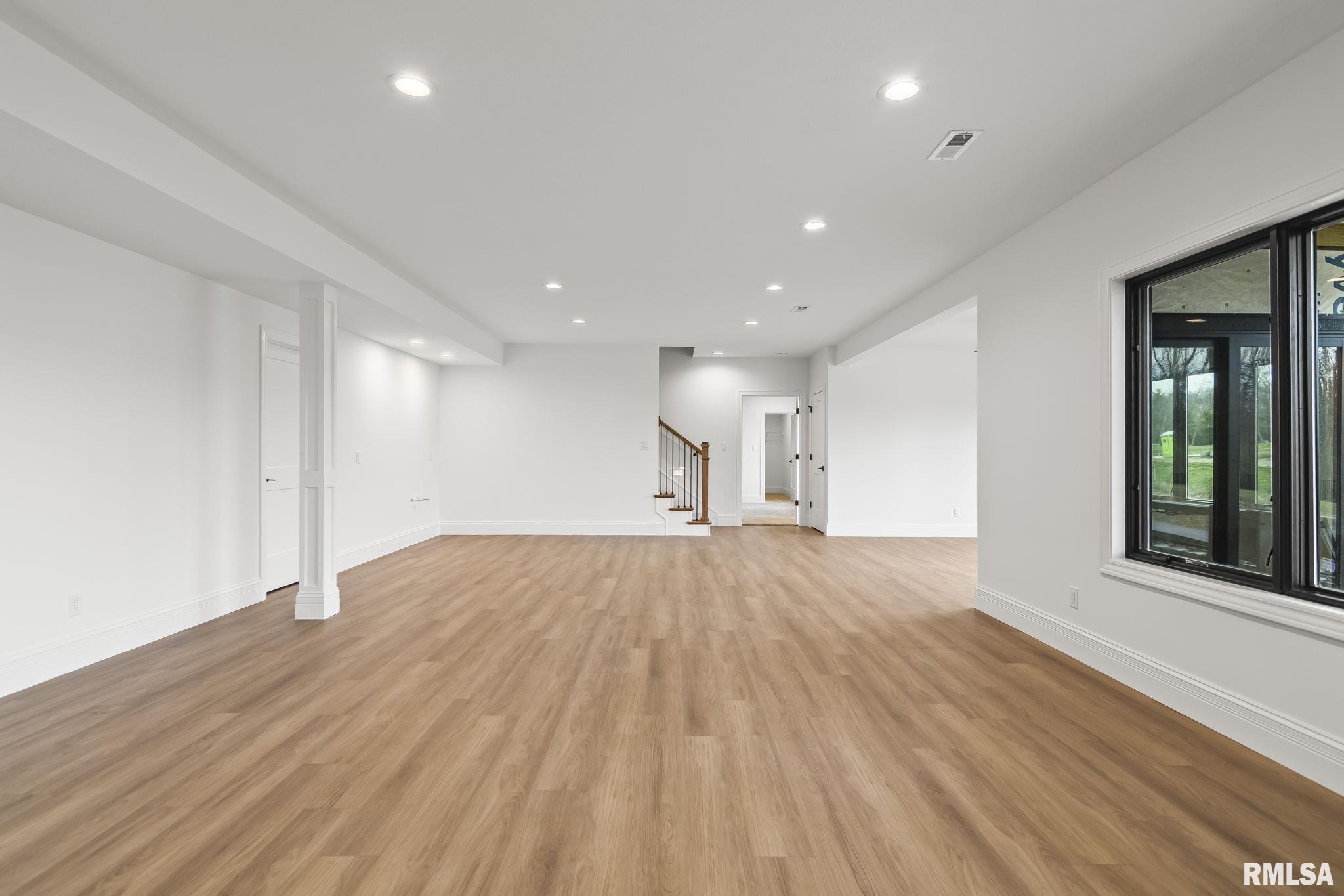 1807 WILLOW BEND