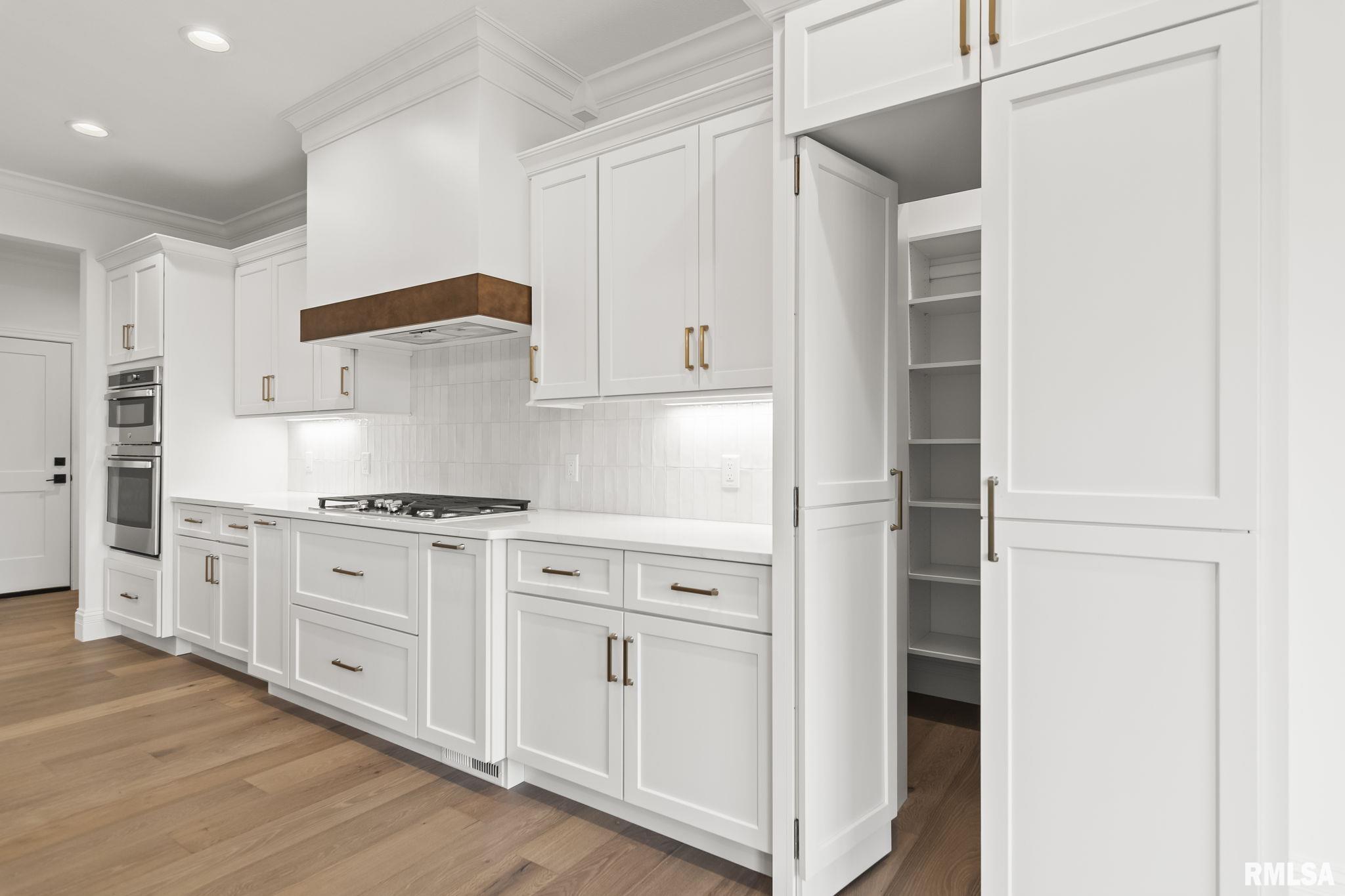 1807 WILLOW BEND