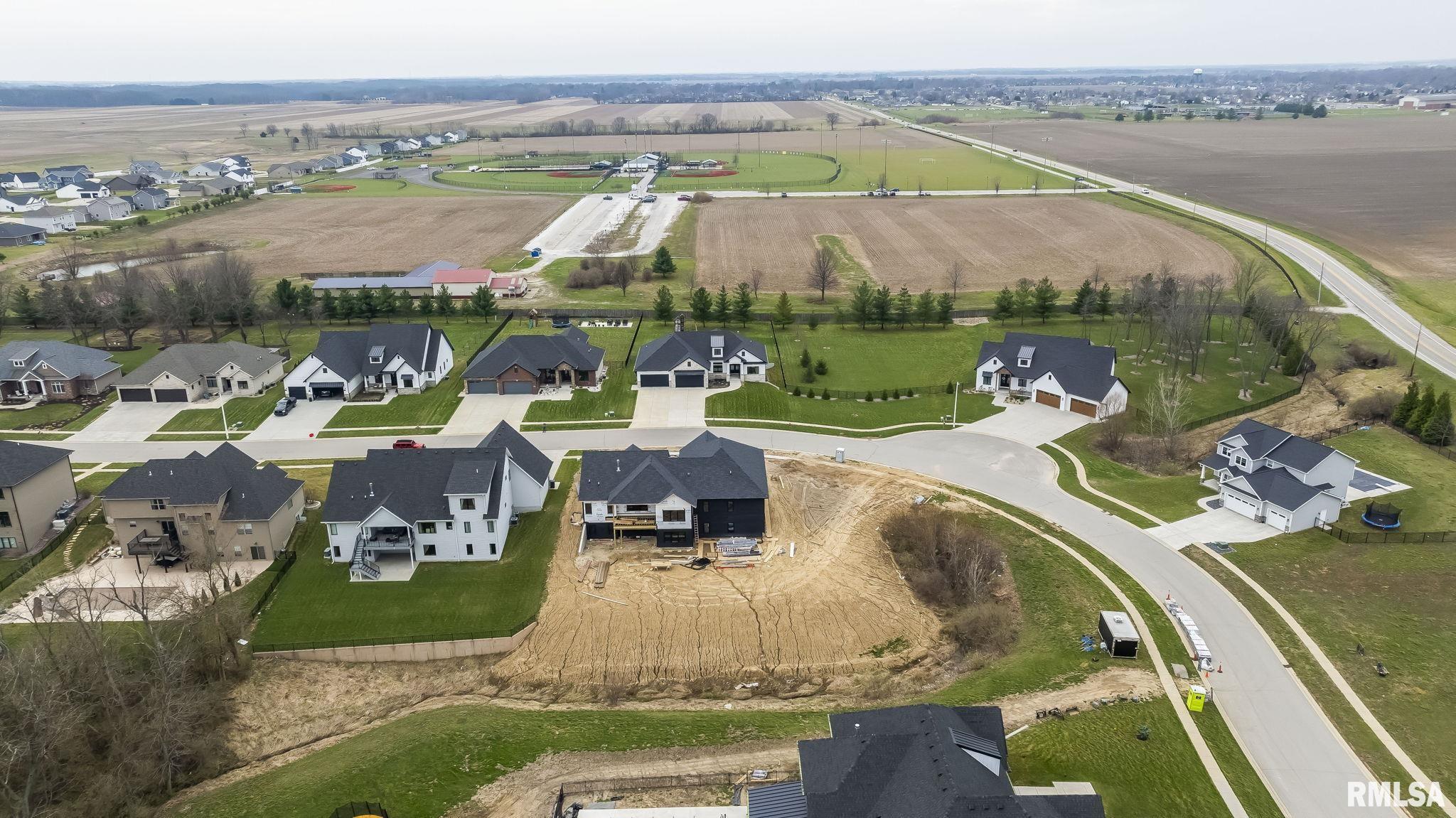 1807 WILLOW BEND