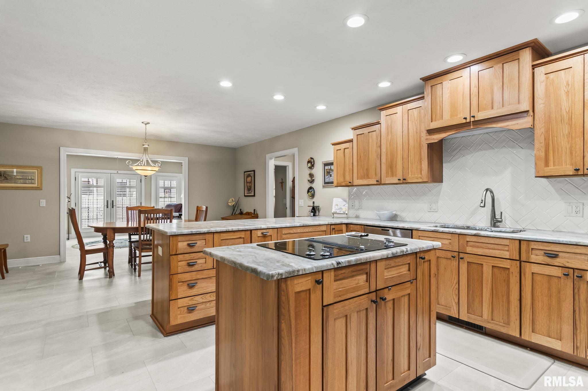 2403 Interlacken Road