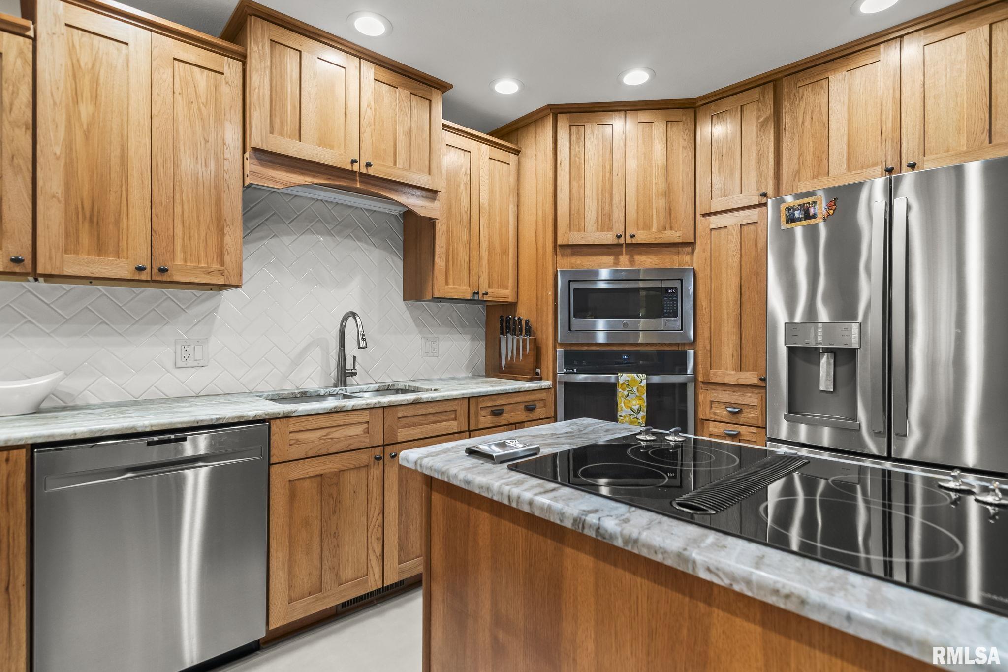 2403 Interlacken Road