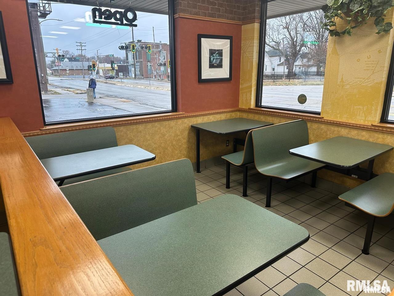 630 E North Grand Avenue