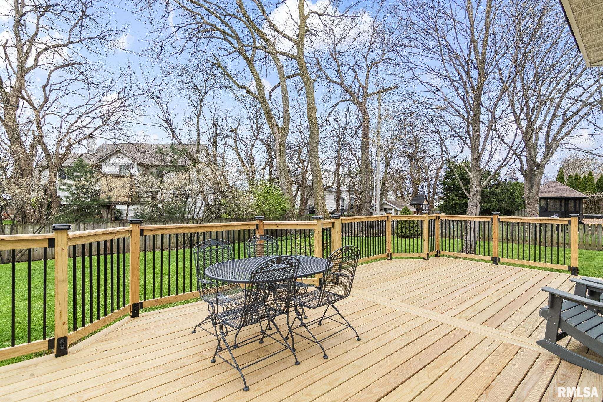 3924 Surry Place Lane