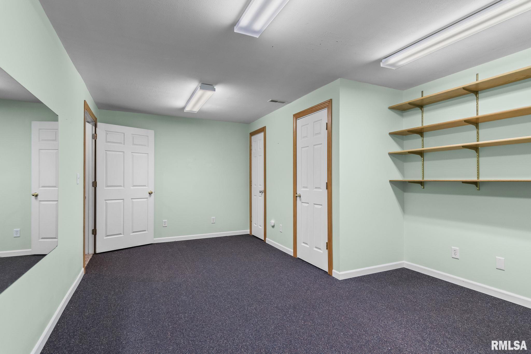 3924 Surry Place Lane