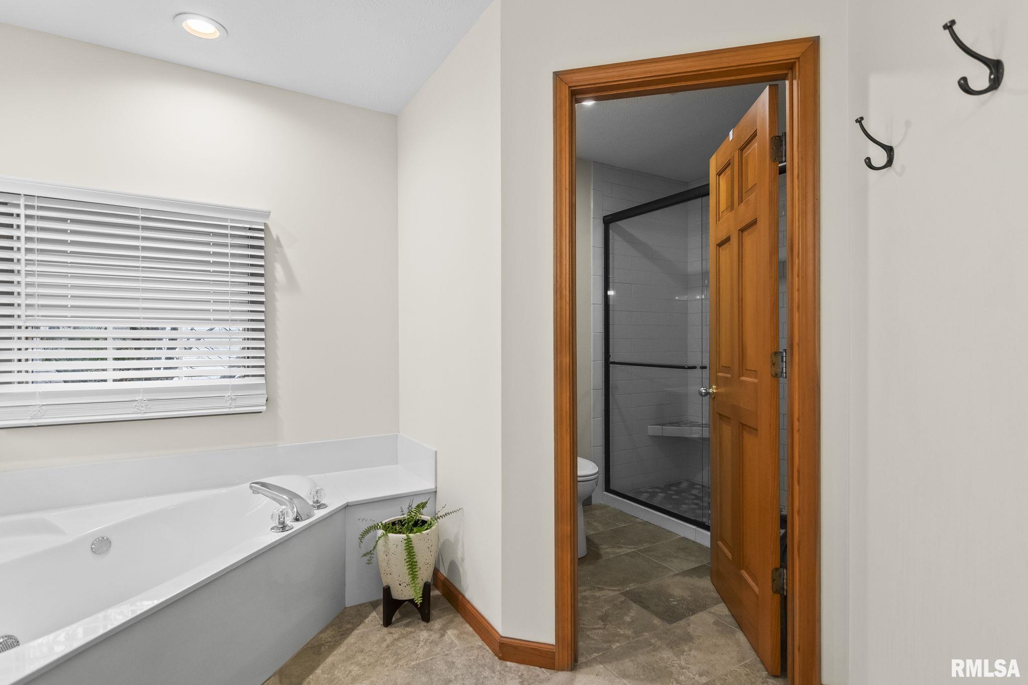 3924 Surry Place Lane