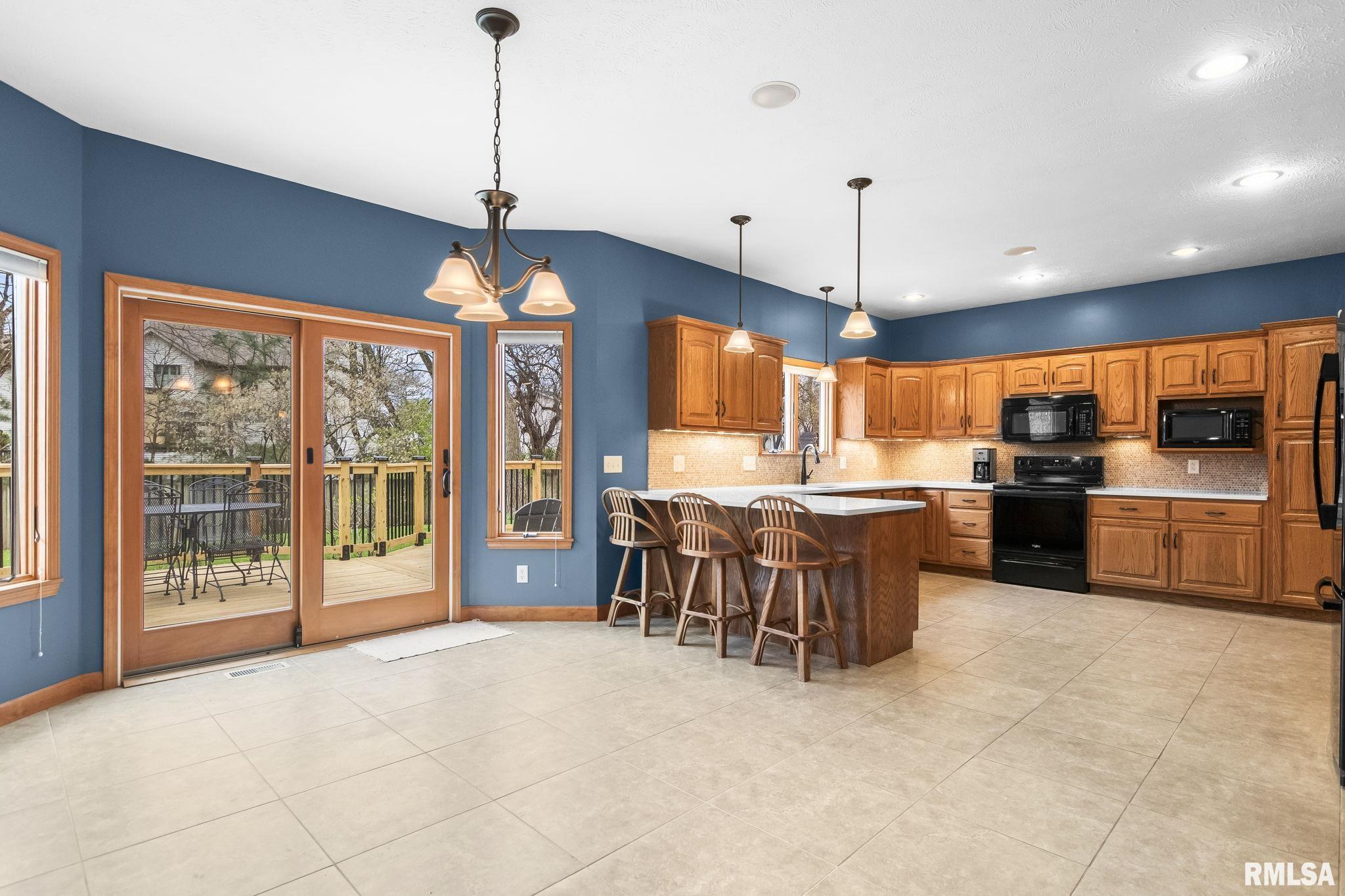 3924 Surry Place Lane