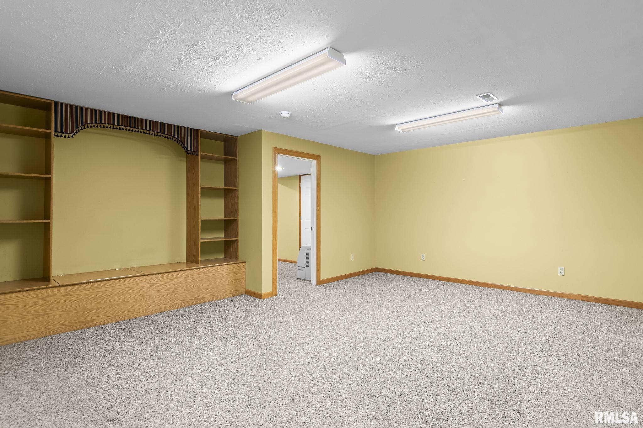 3924 Surry Place Lane