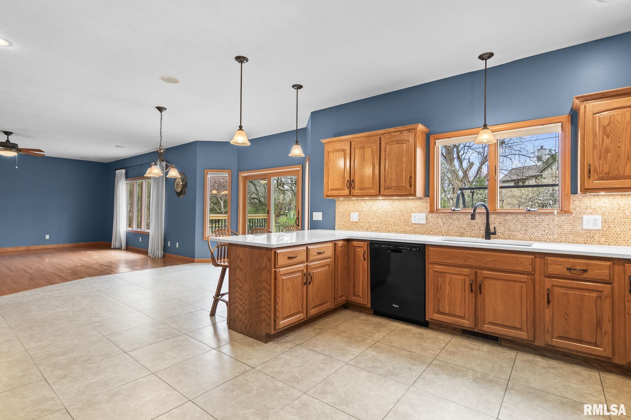 3924 Surry Place Lane