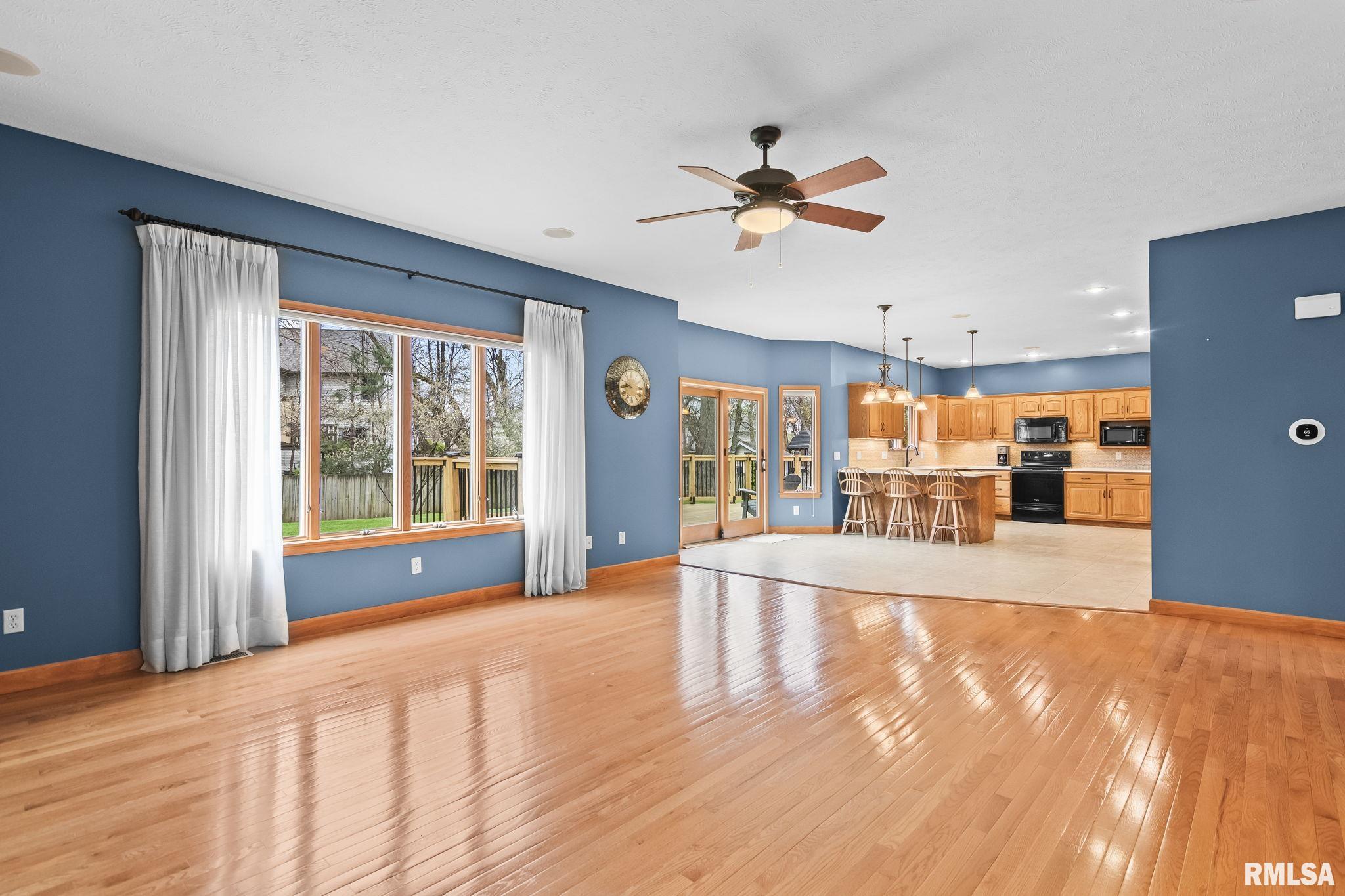 3924 Surry Place Lane