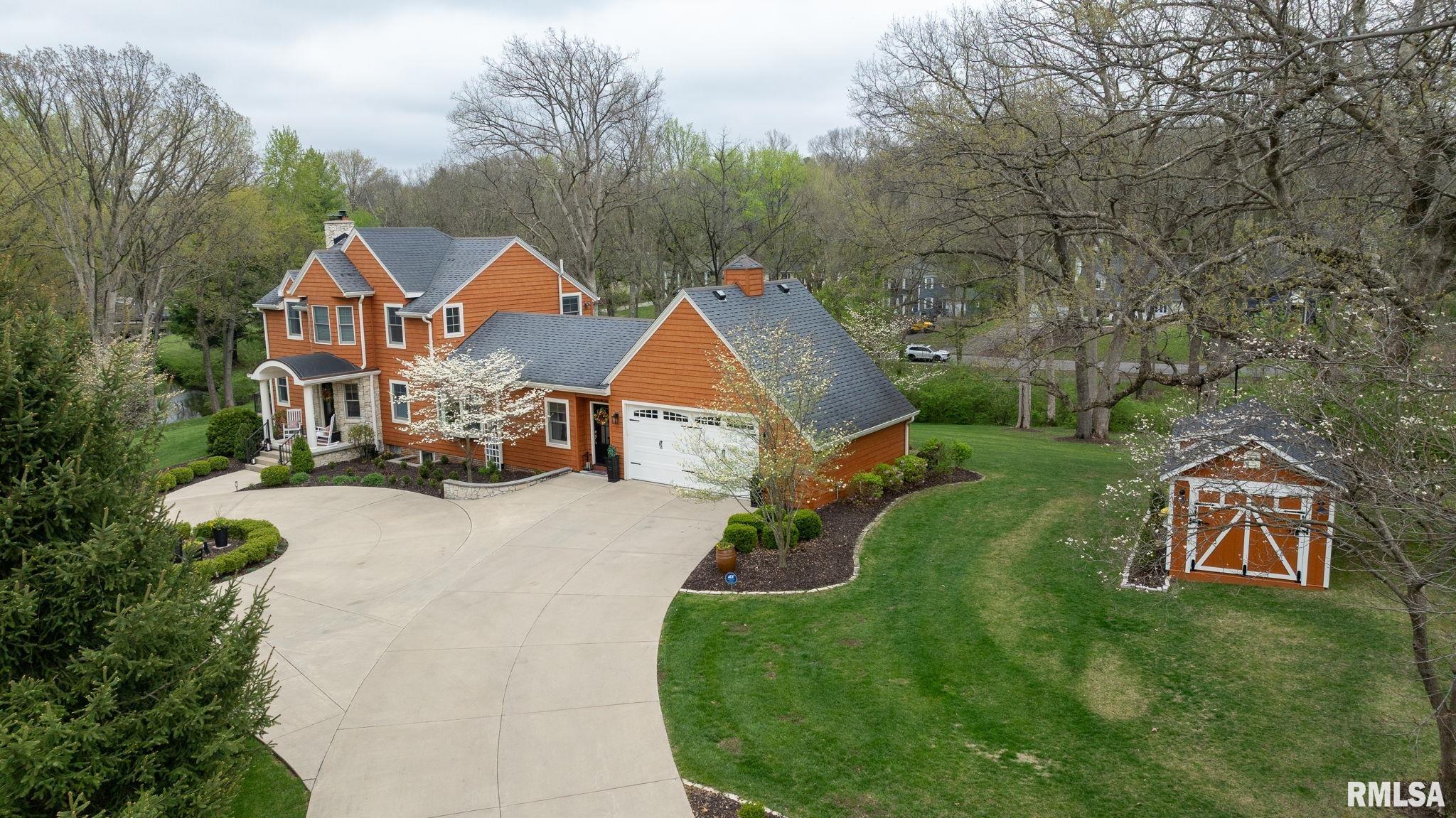 1 HILLCREST Road