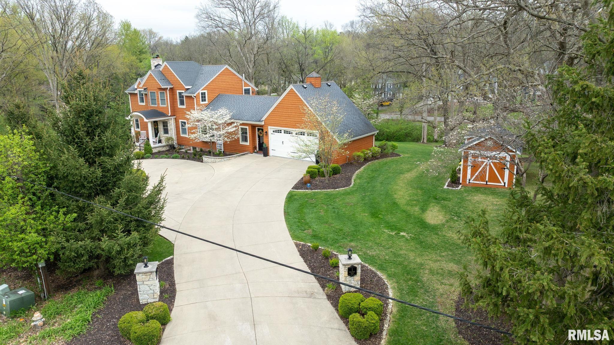 1 HILLCREST Road