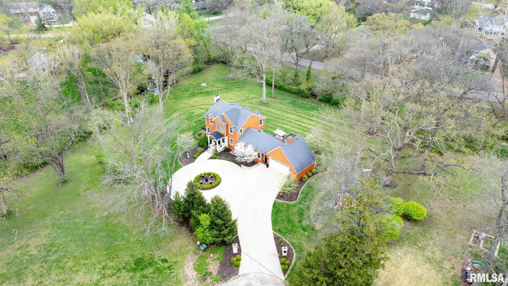 1 HILLCREST Road
