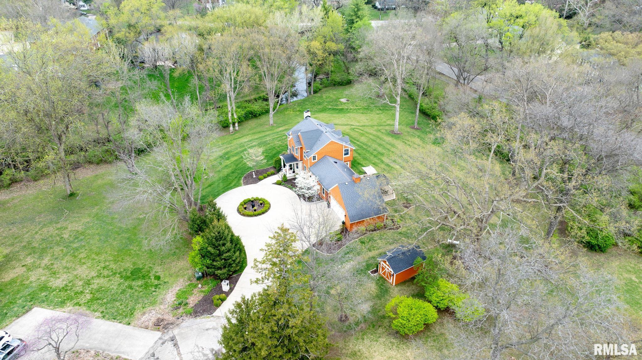 1 HILLCREST Road