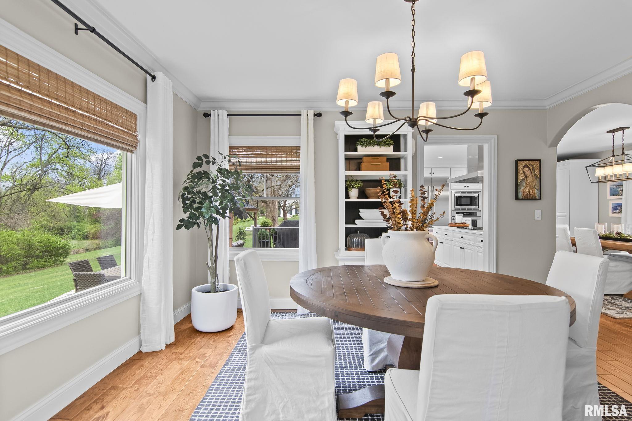 1 HILLCREST Road