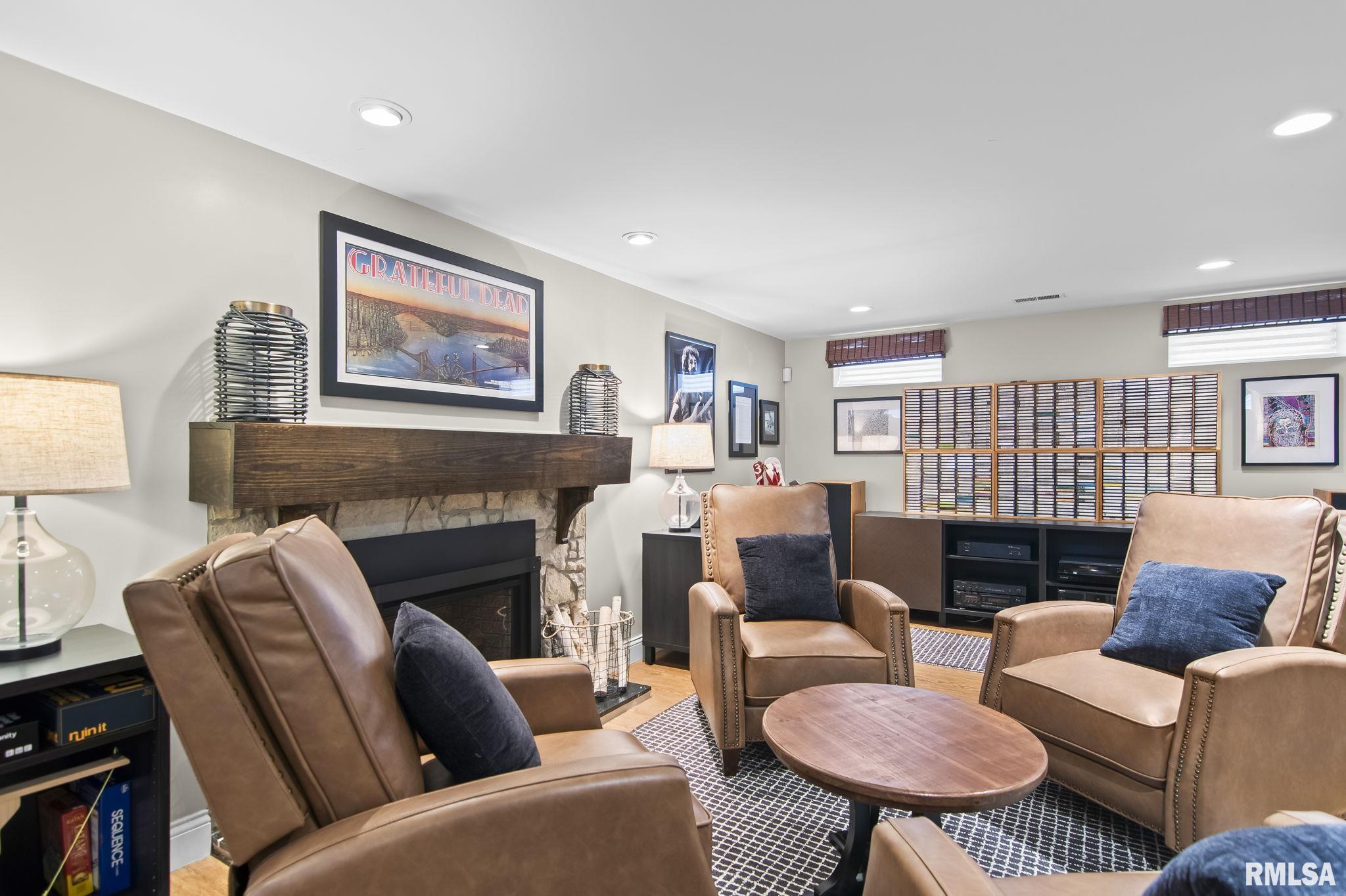 1 HILLCREST Road