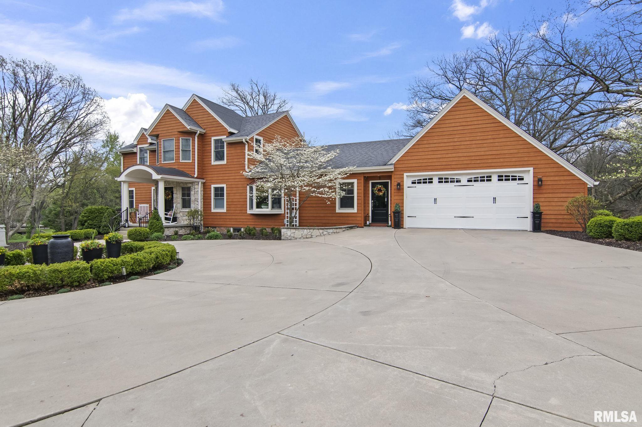 1 HILLCREST Road