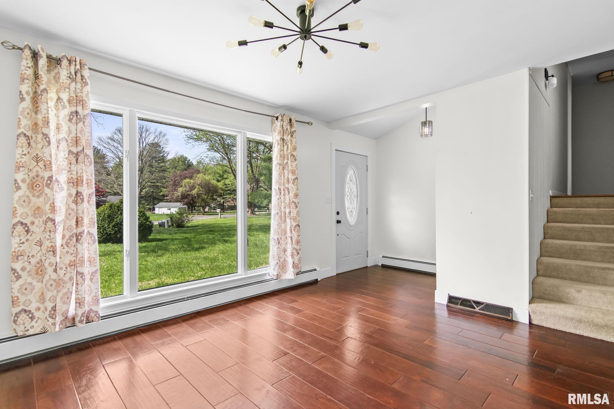 6088 Horseview Drive