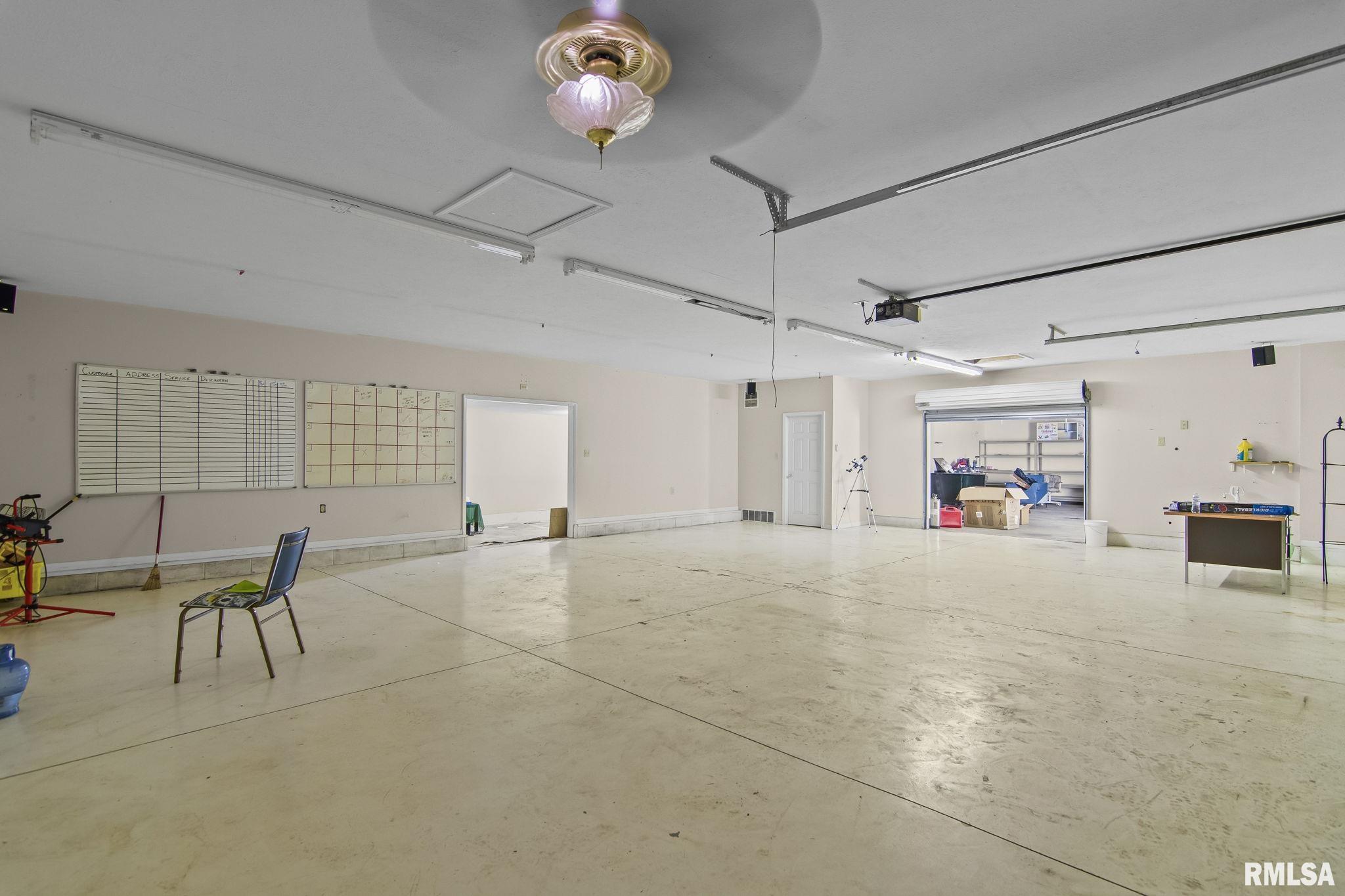 6088 Horseview Drive