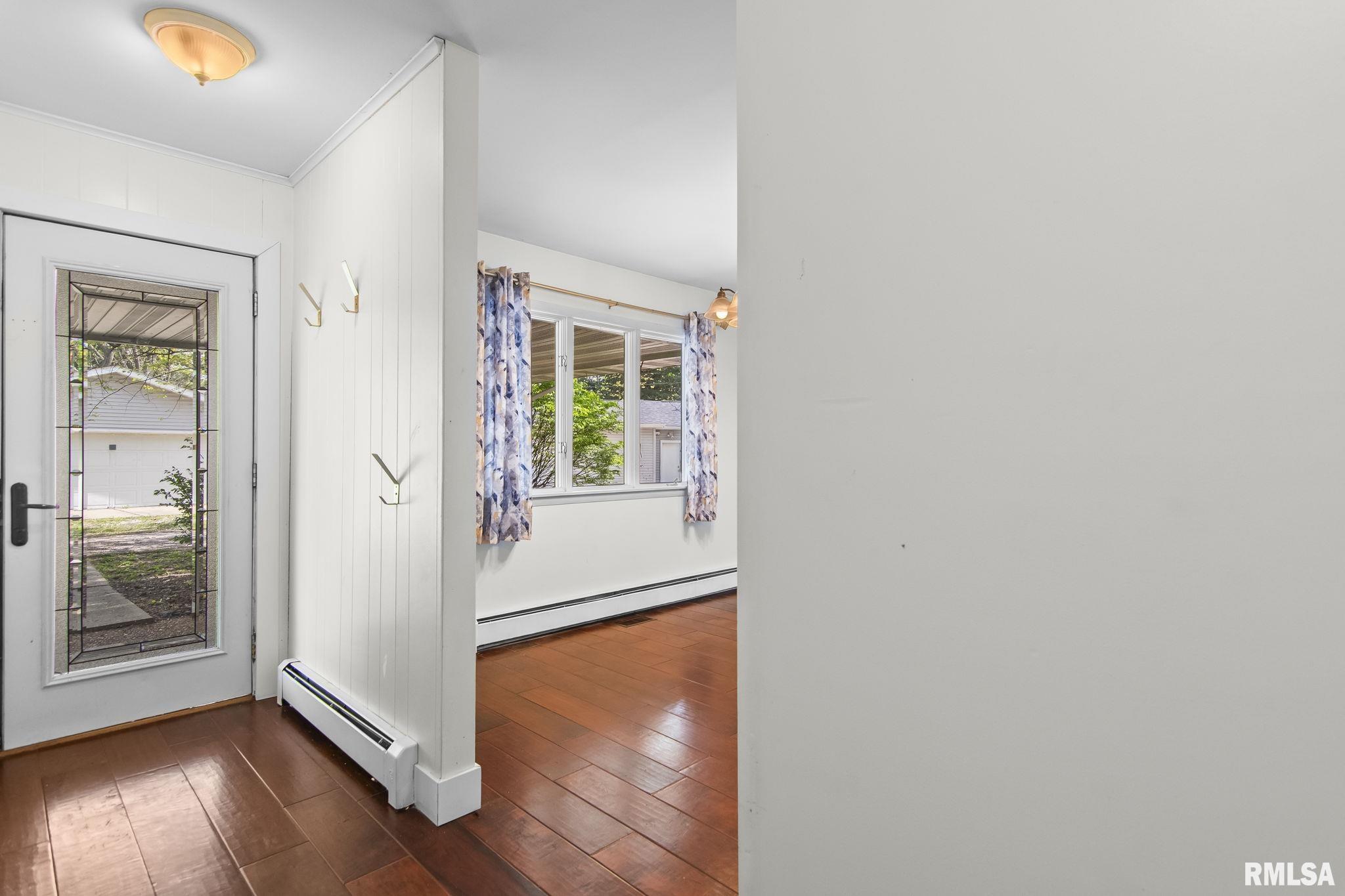 6088 Horseview Drive