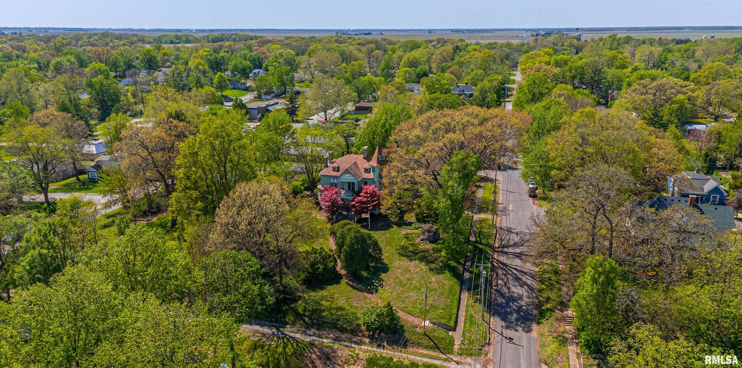 324 W JACKSON Street