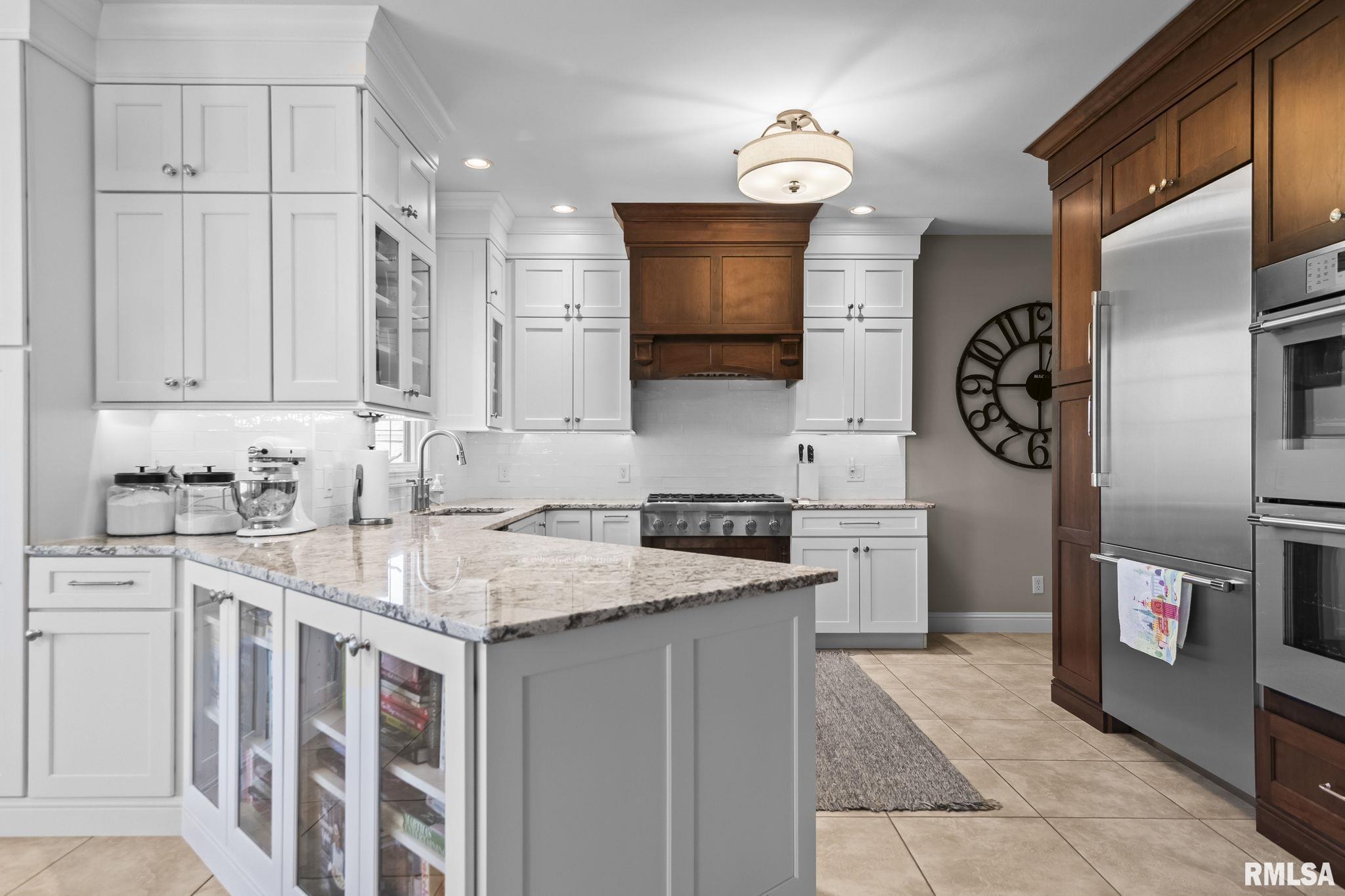 4405 Turtle Bay