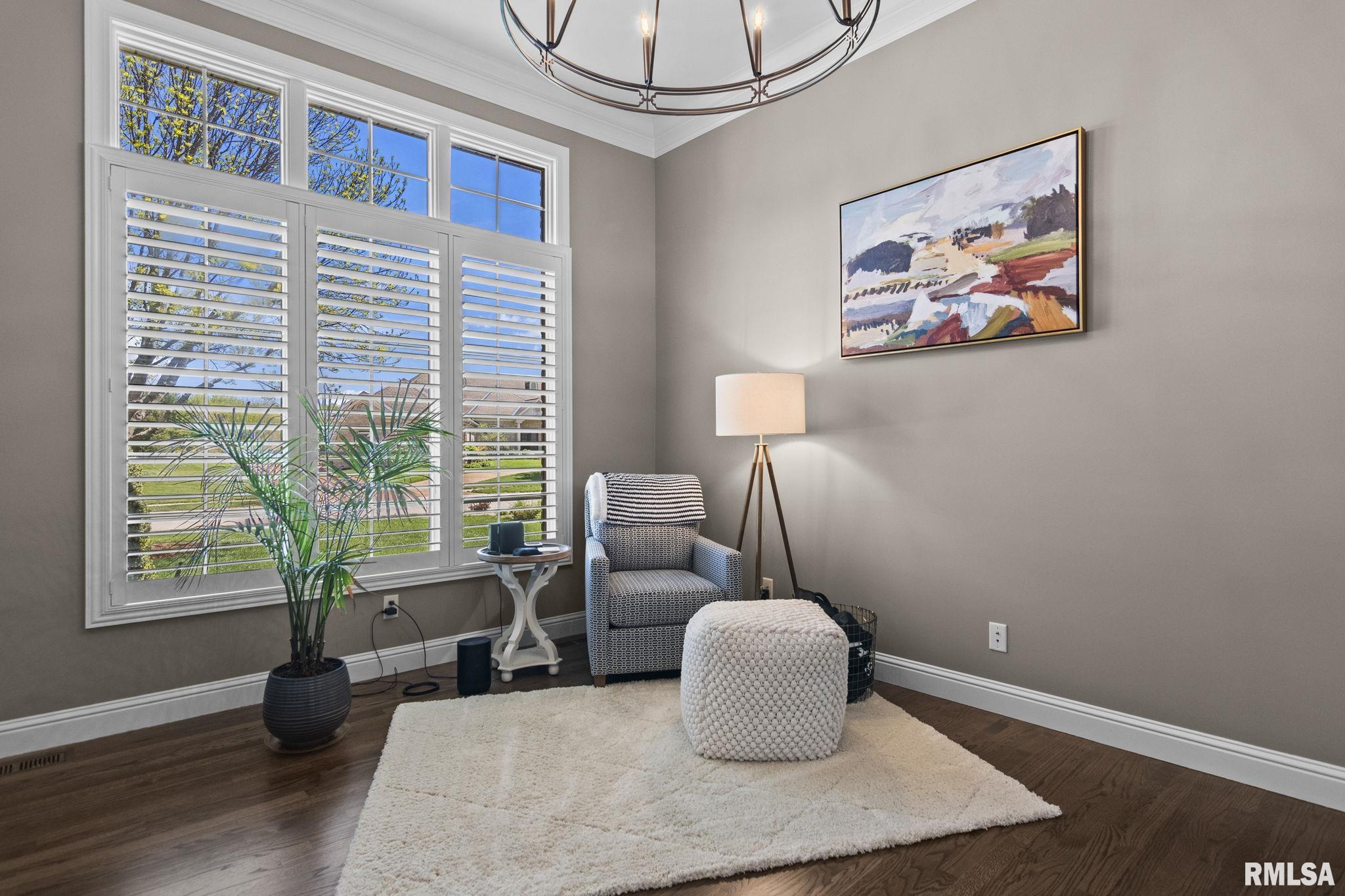 4405 Turtle Bay