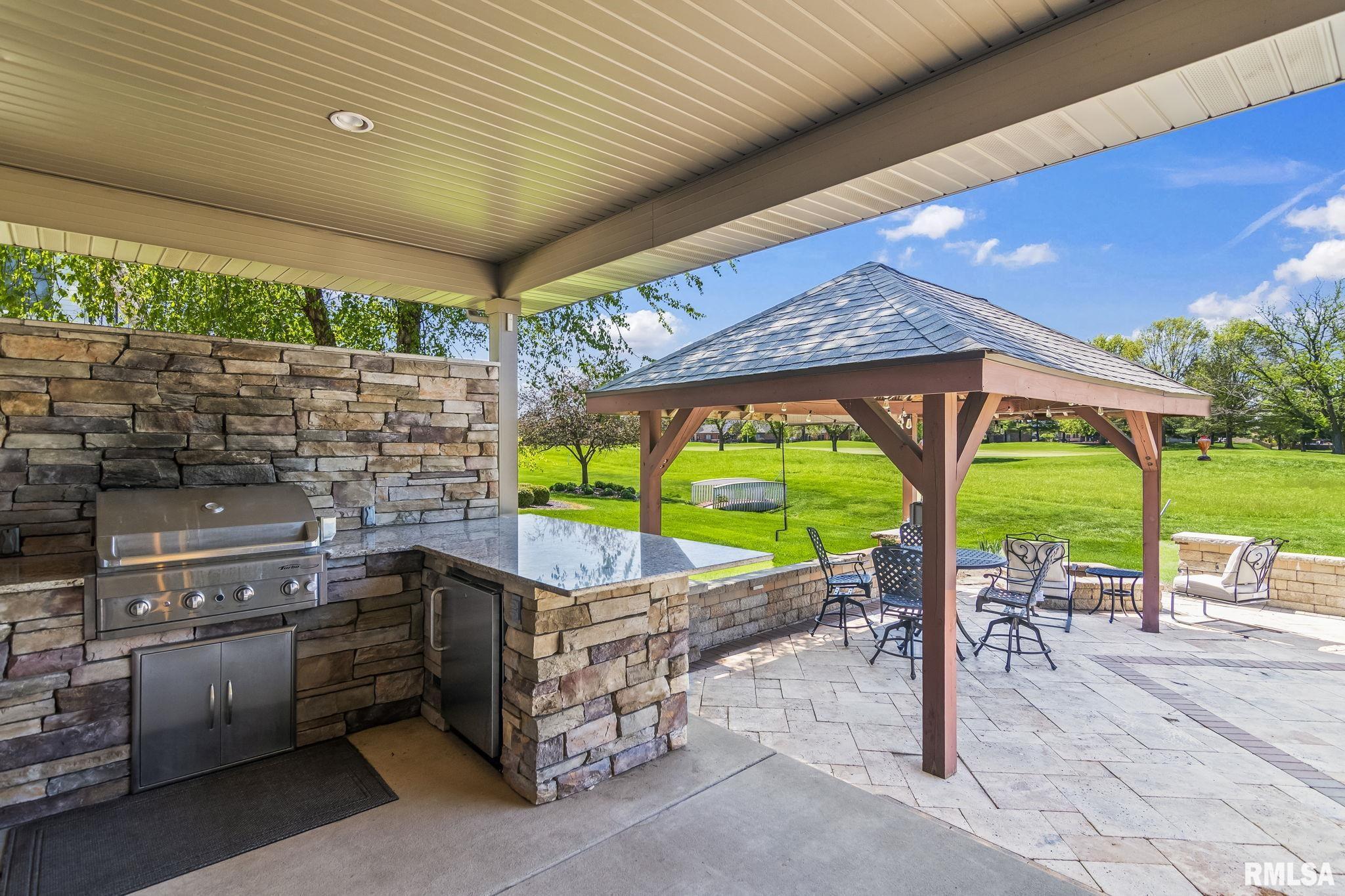 4405 Turtle Bay