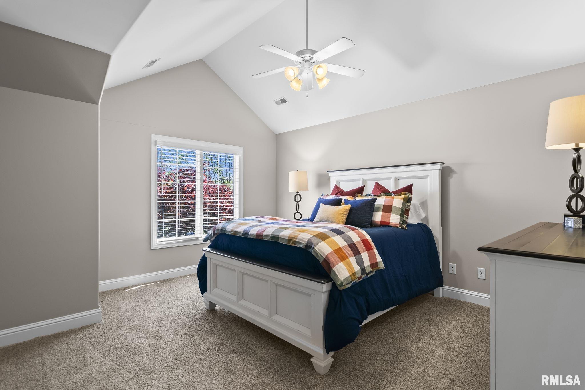 4405 Turtle Bay