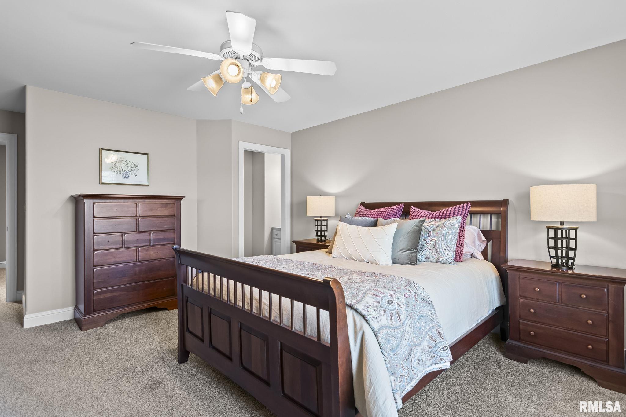 4405 Turtle Bay