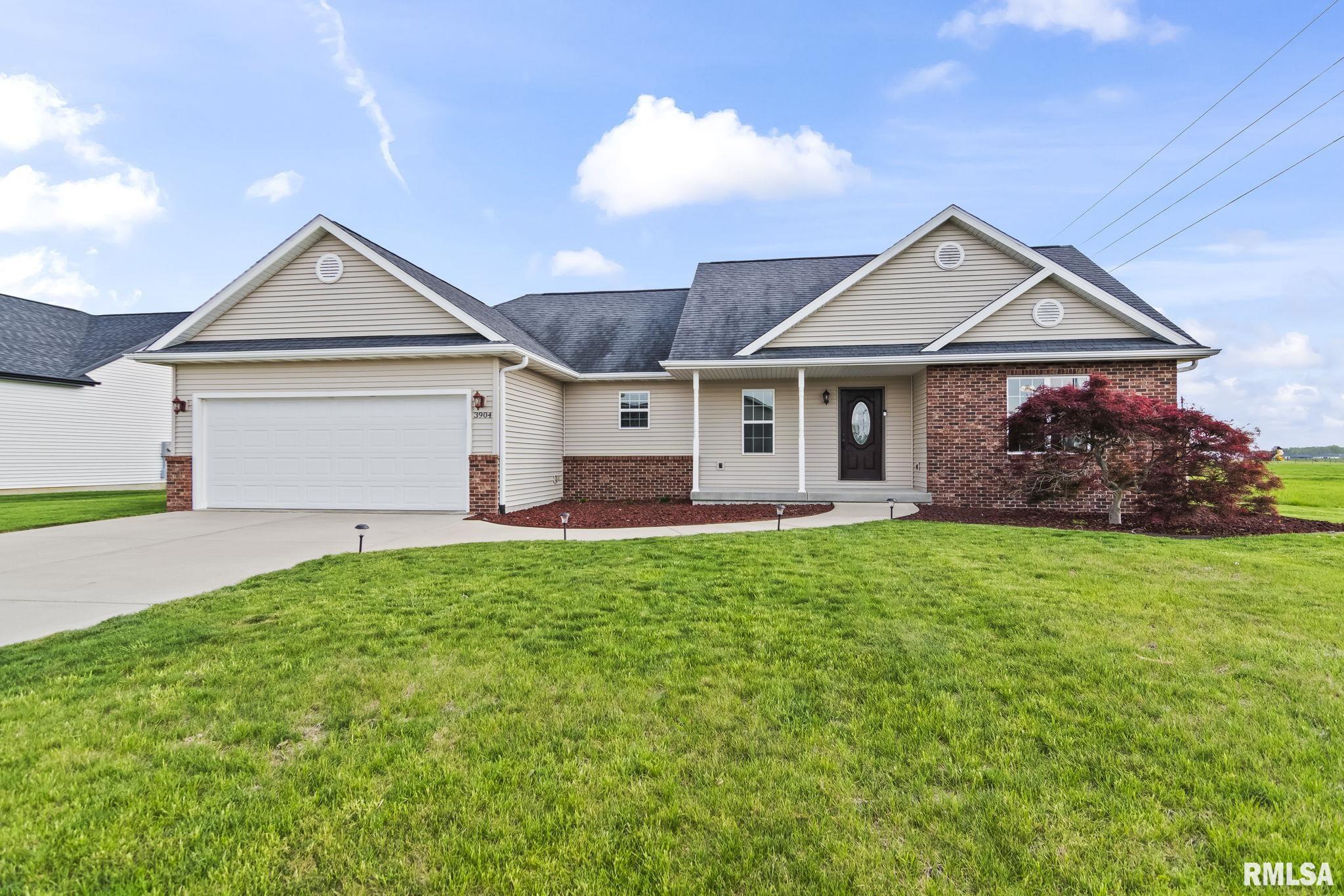 3904 PEACH TREE Drive