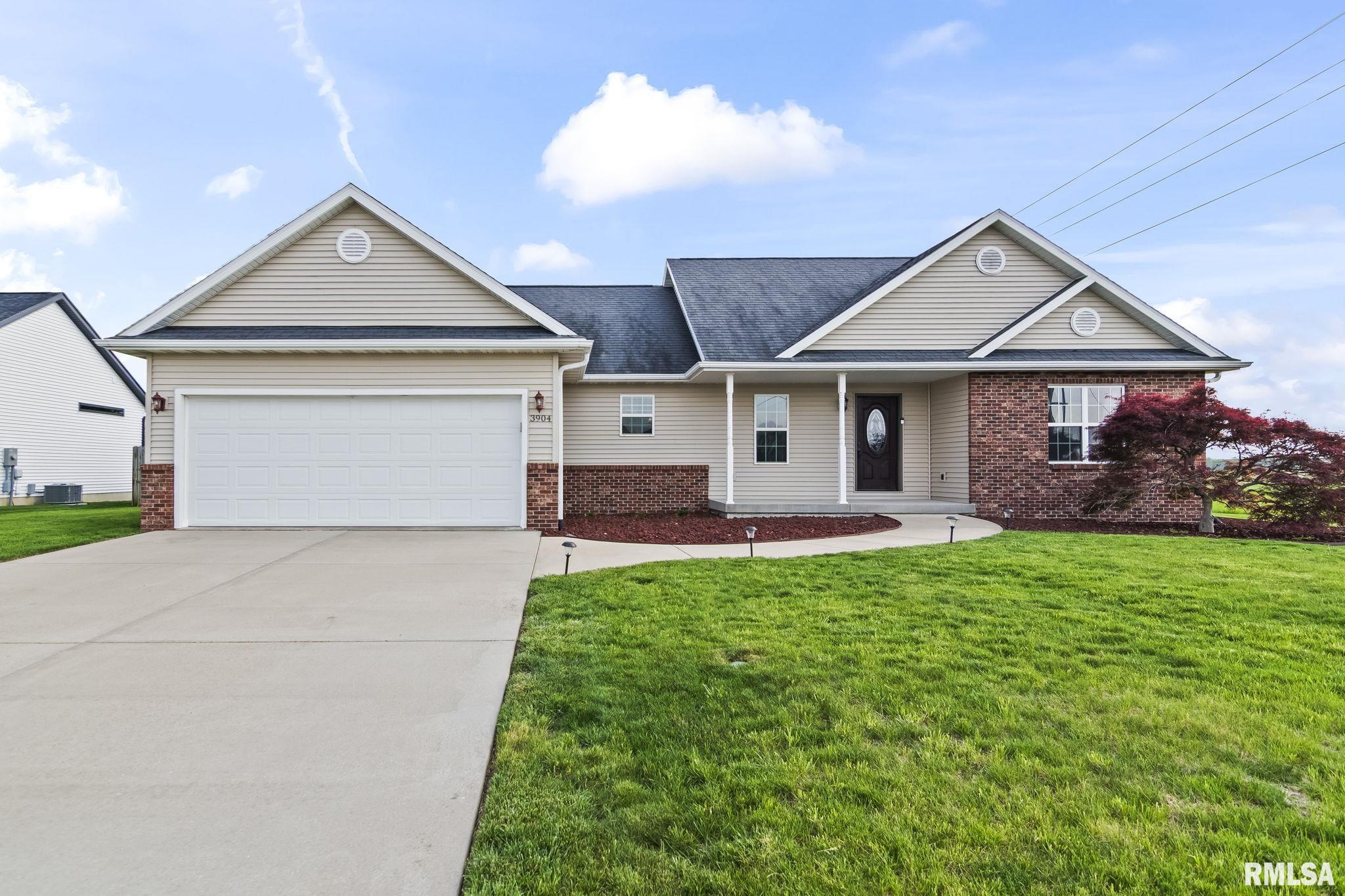 3904 PEACH TREE Drive