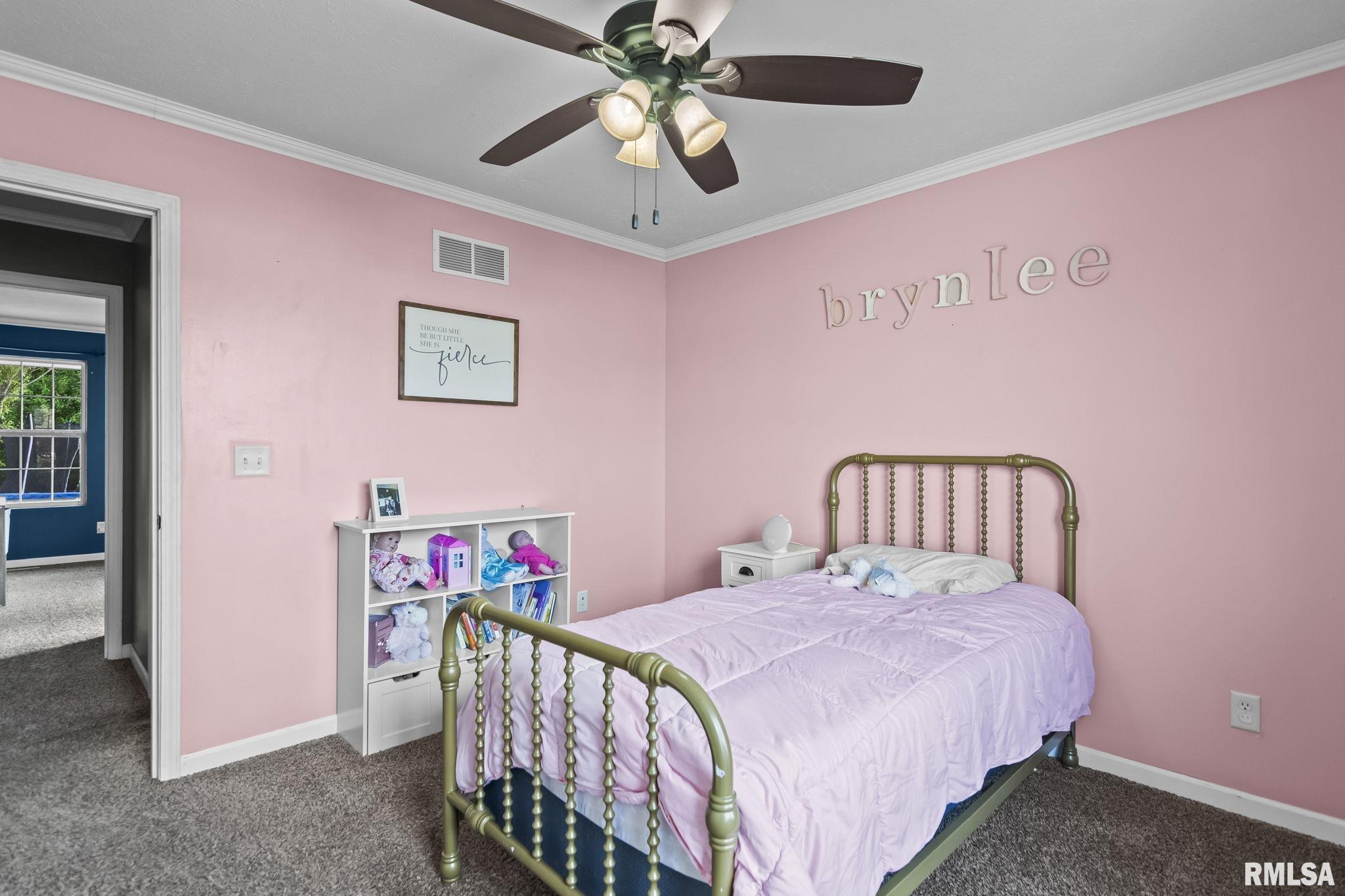 3904 PEACH TREE Drive
