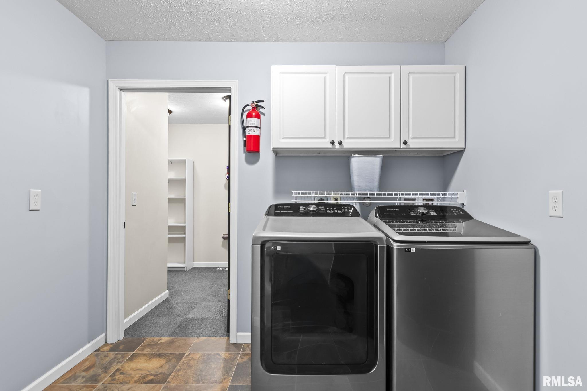 3904 PEACH TREE Drive
