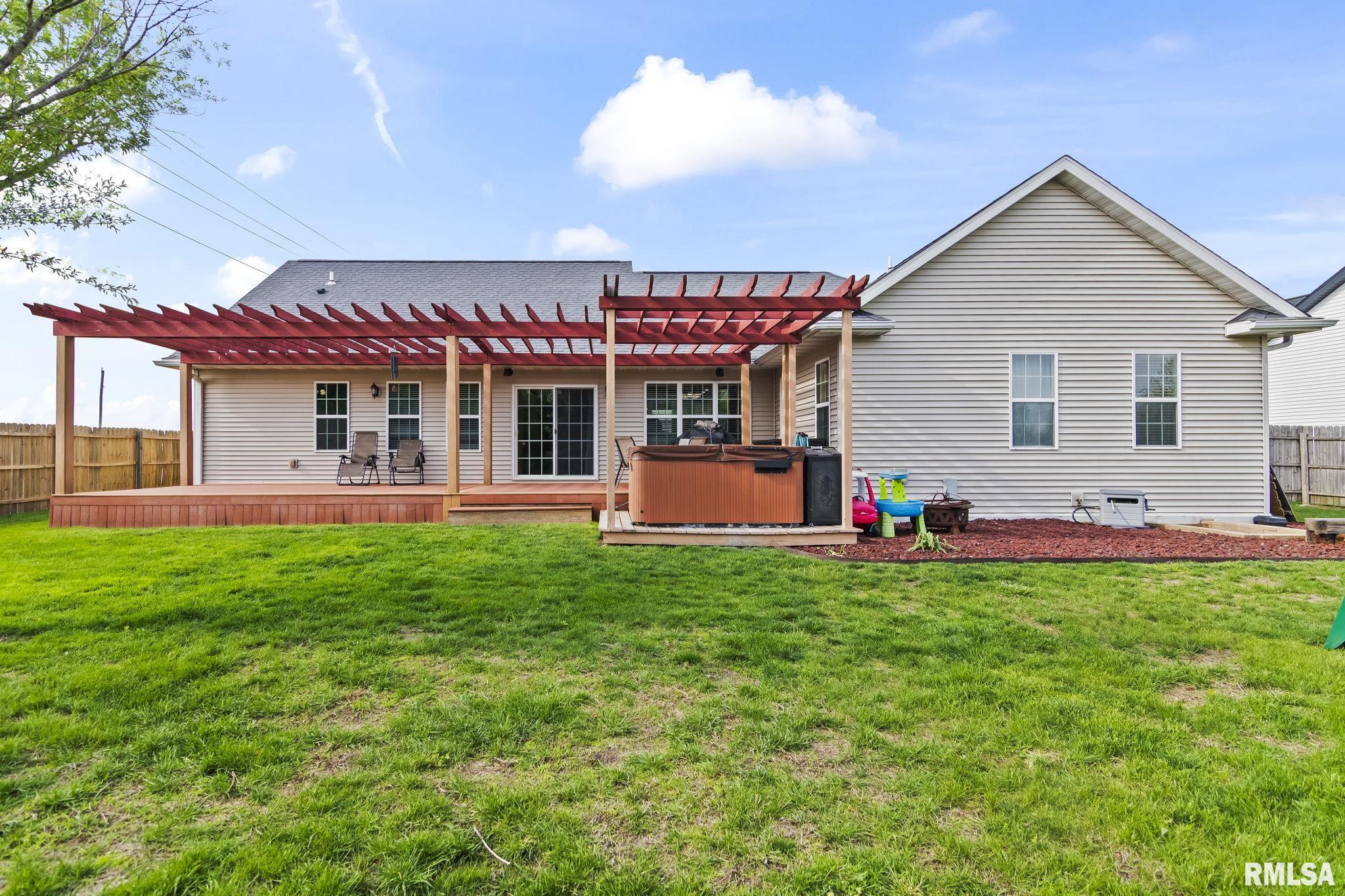 3904 PEACH TREE Drive