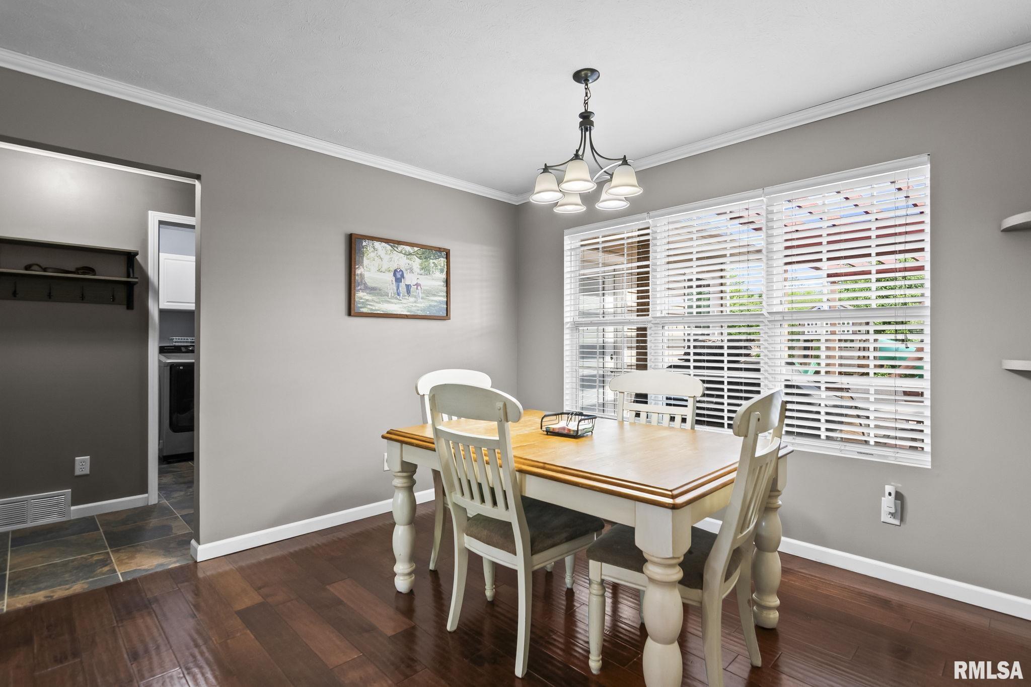3904 PEACH TREE Drive