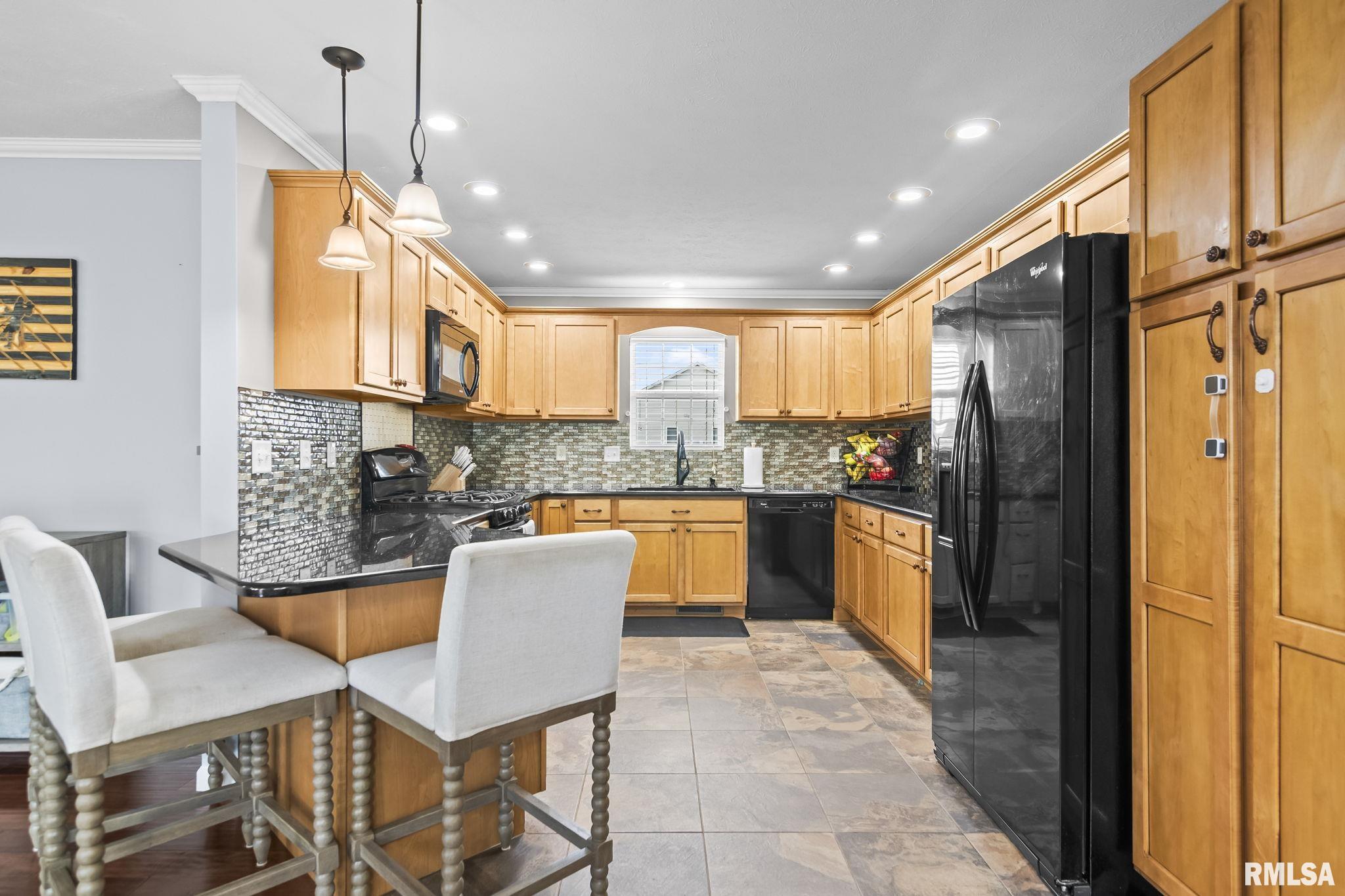3904 PEACH TREE Drive