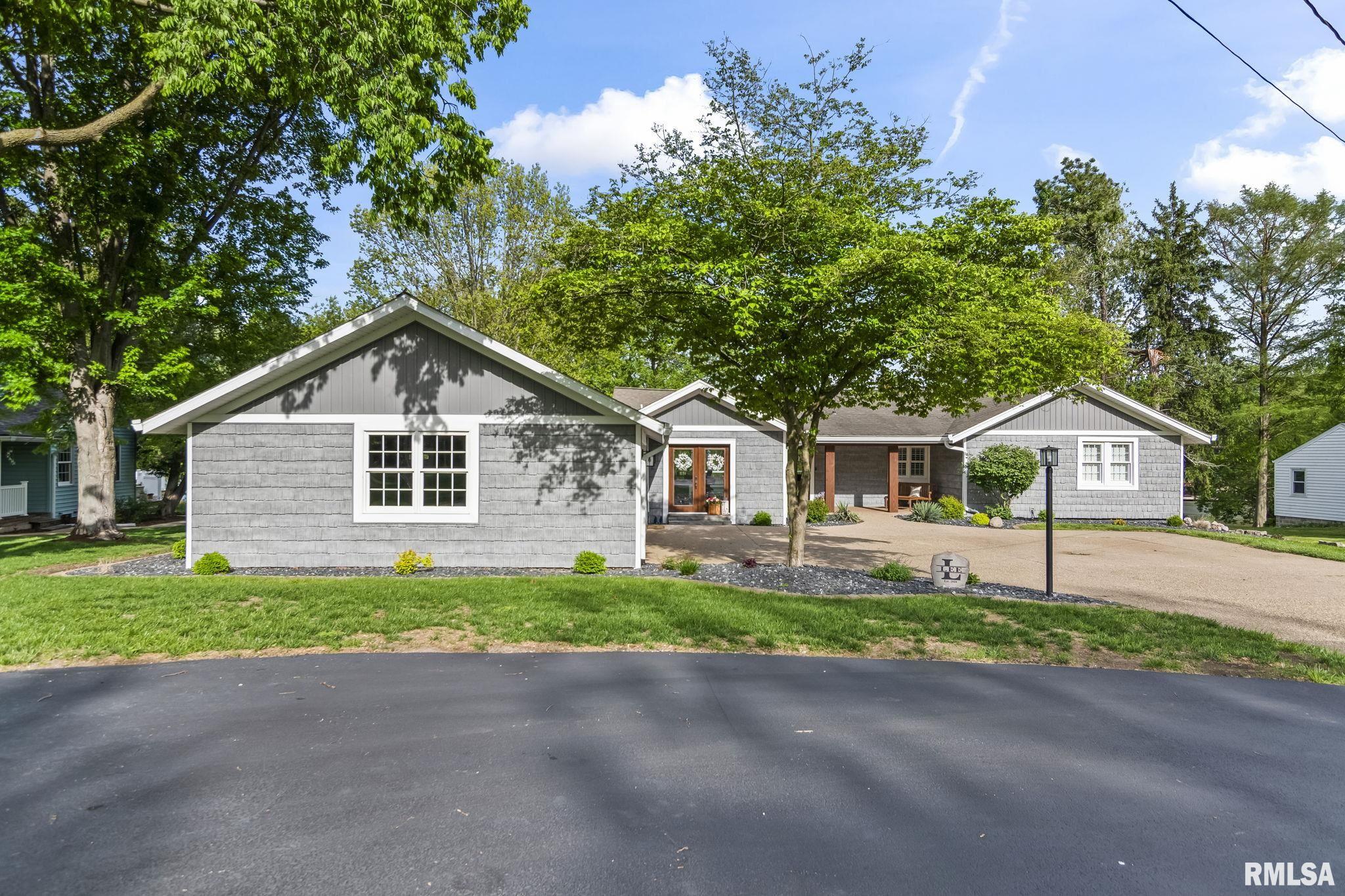 1508 W LAKE SHORE Drive