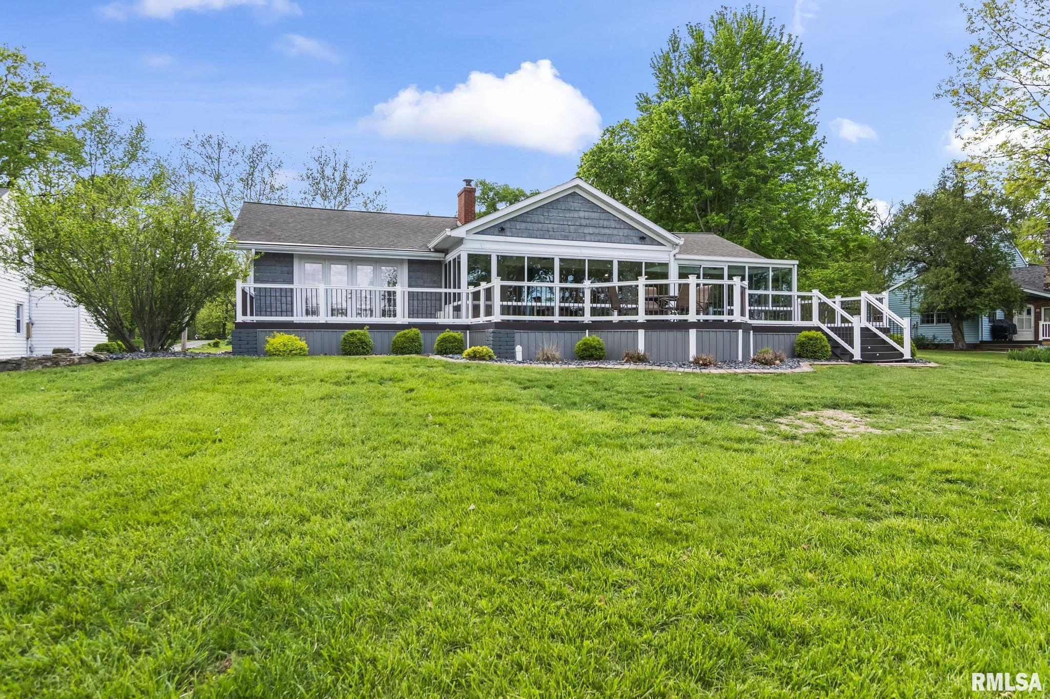 1508 W LAKE SHORE Drive