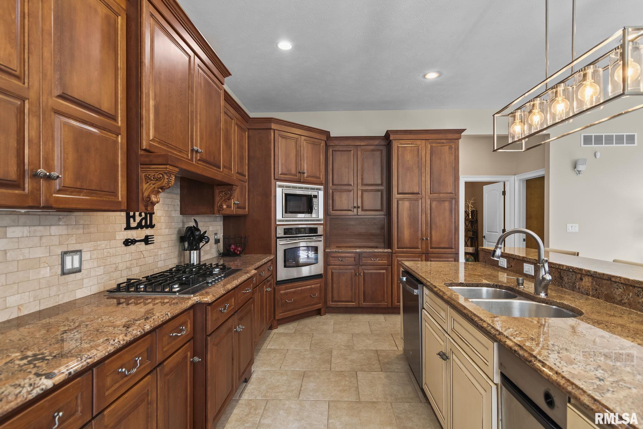 6204 Treyburn Court