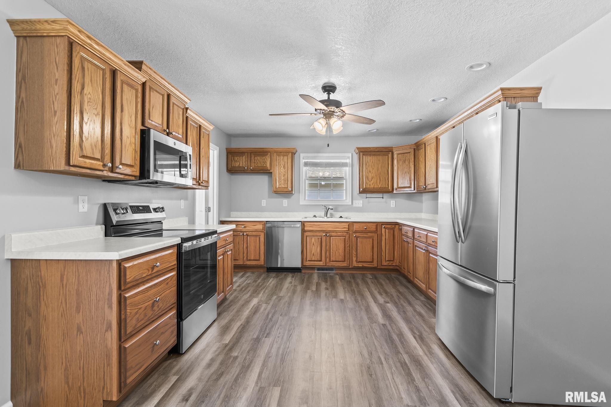 3357 S 4TH Street