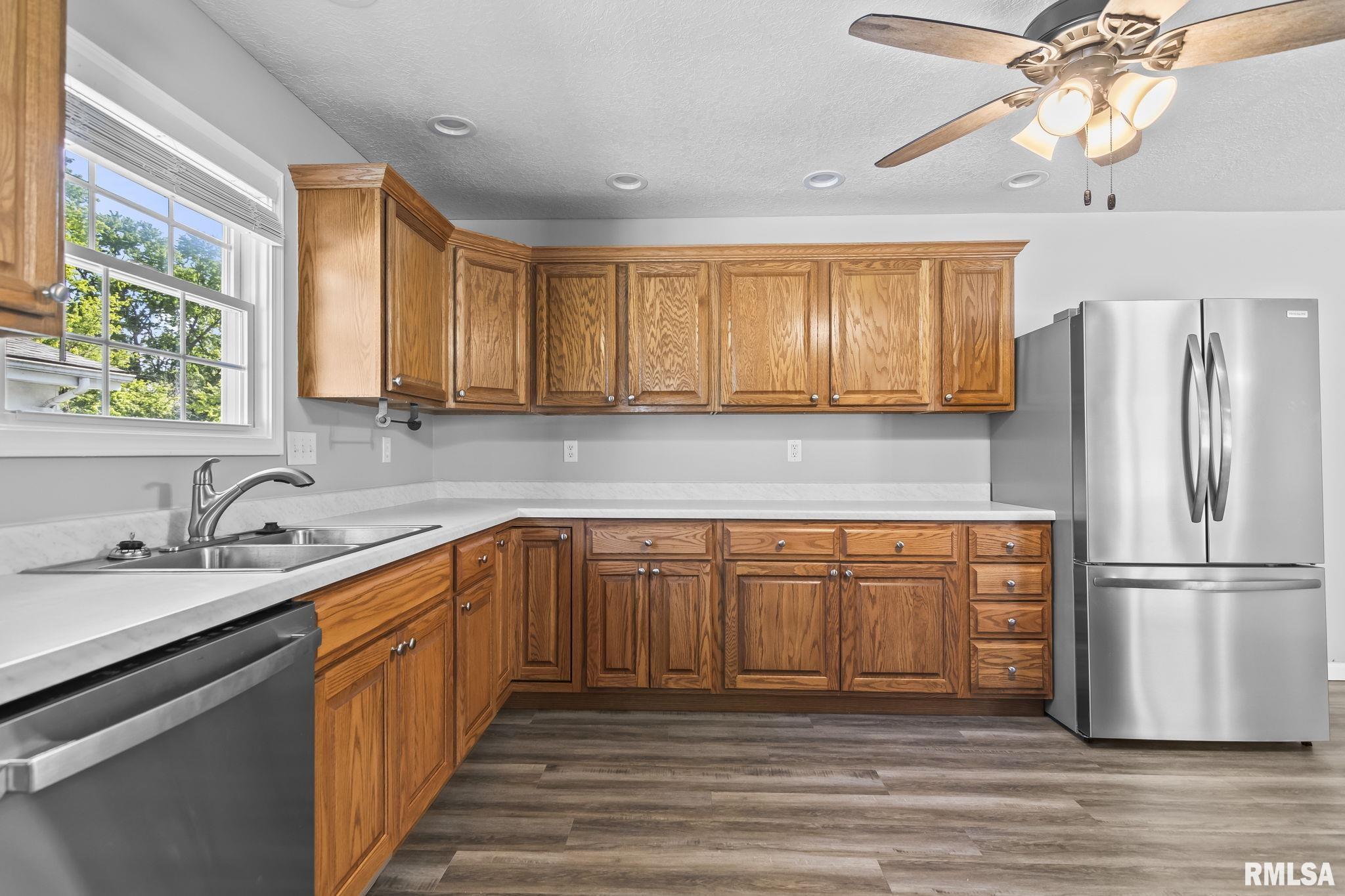 3357 S 4TH Street